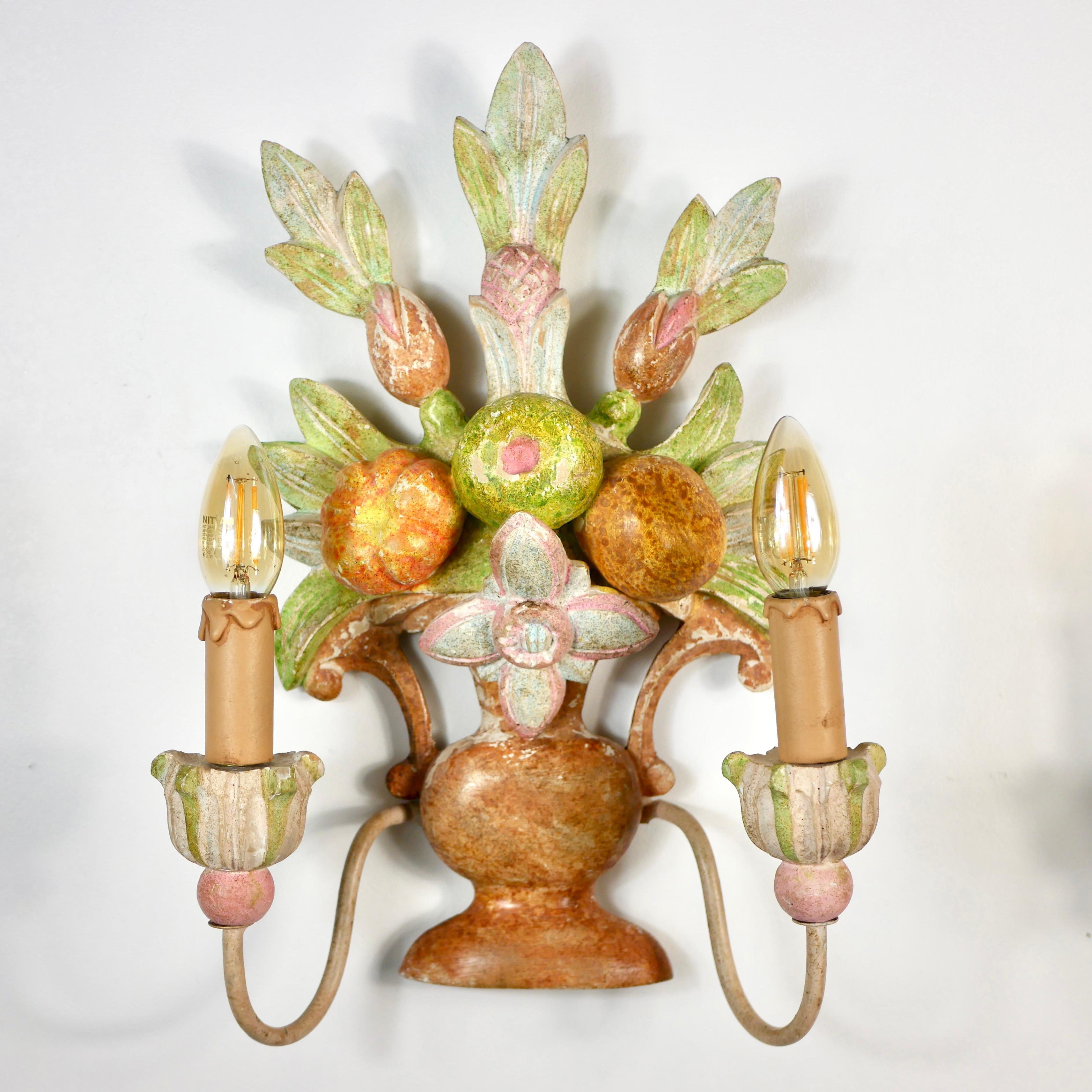 Baroque Pair of orange polychrome carved wood sconces from Italy, 1920s For Sale