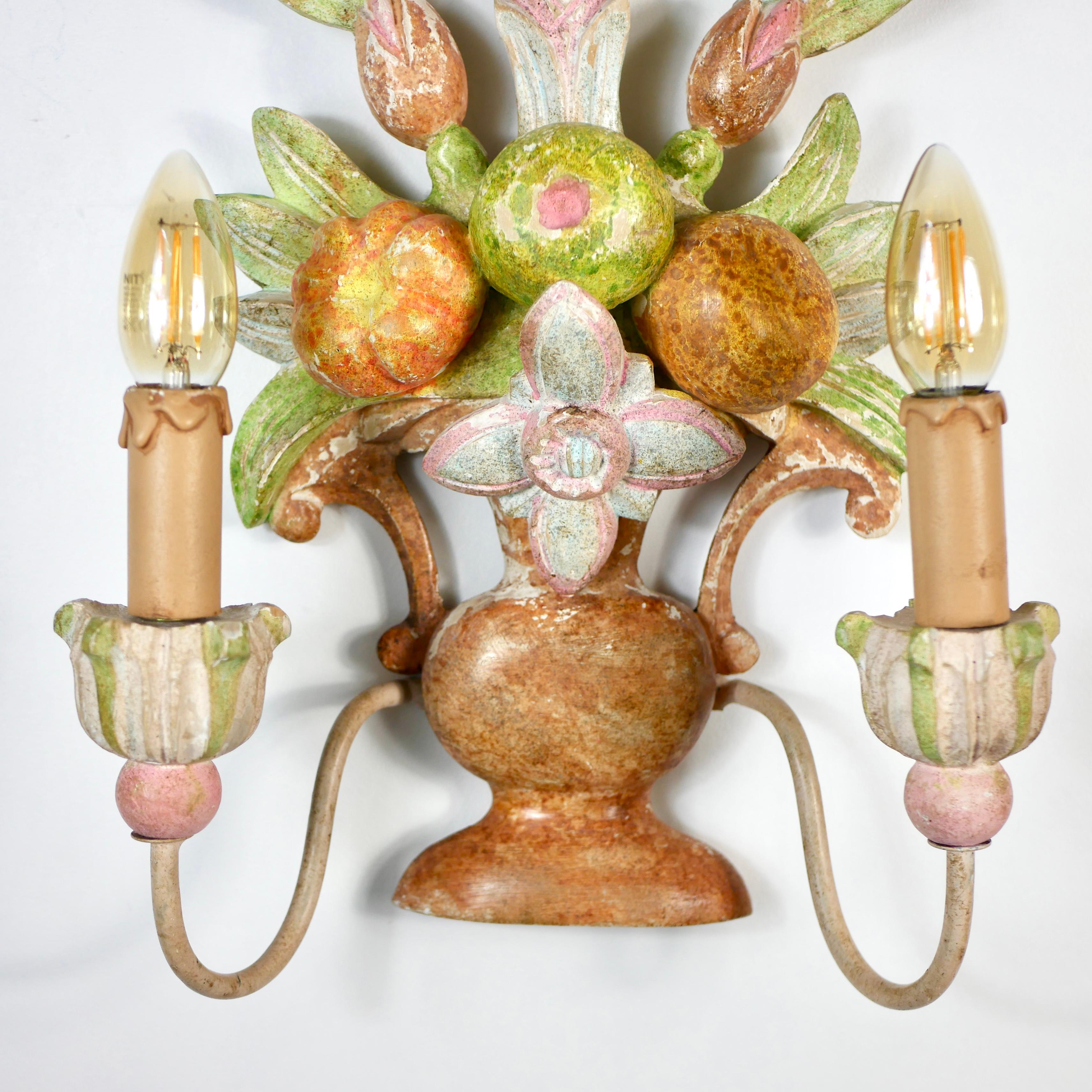Hand-Painted Pair of orange polychrome carved wood sconces from Italy, 1920s For Sale