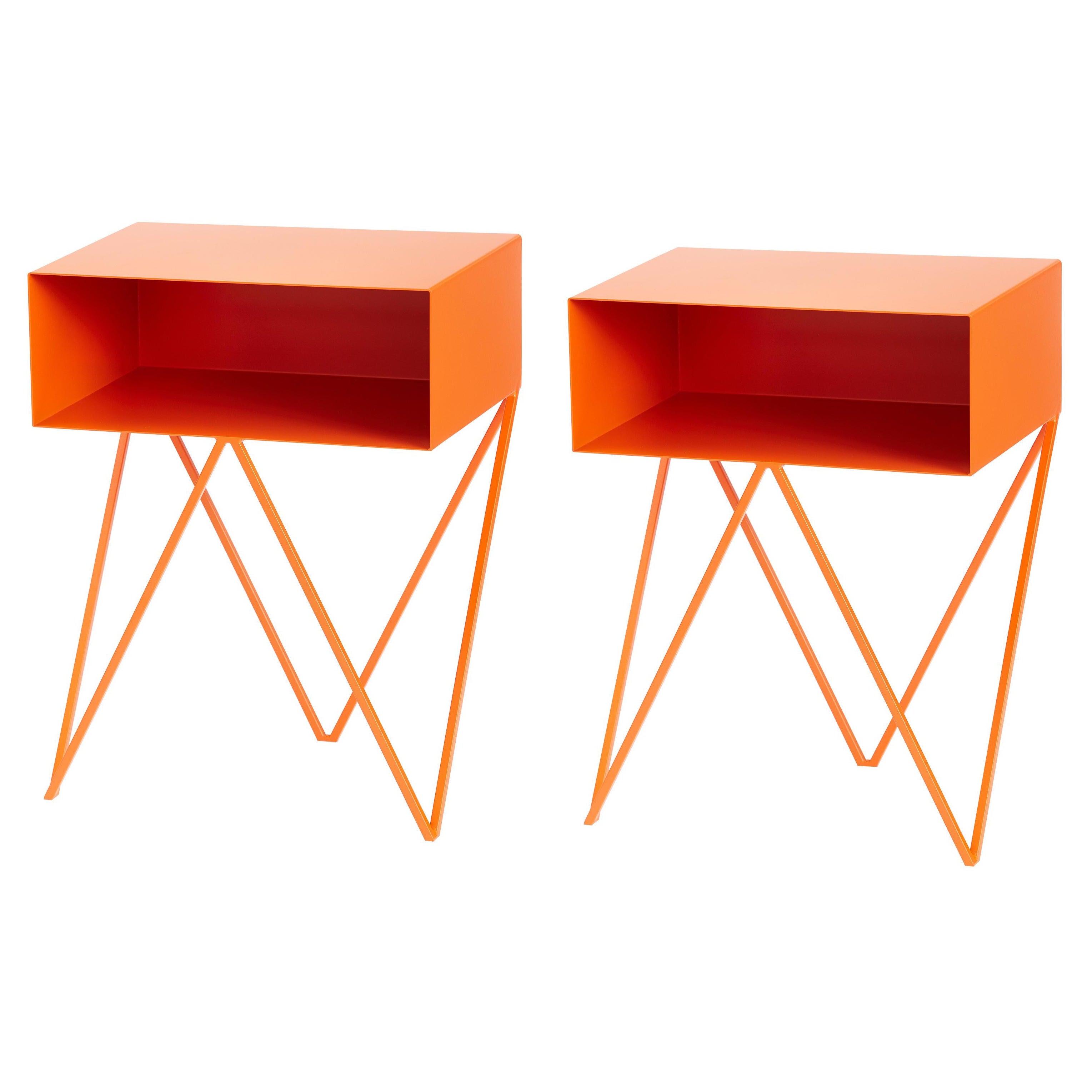 Pareja de Mesillas Robot de Acero Pintado en Polvo Naranja, Made in England en venta