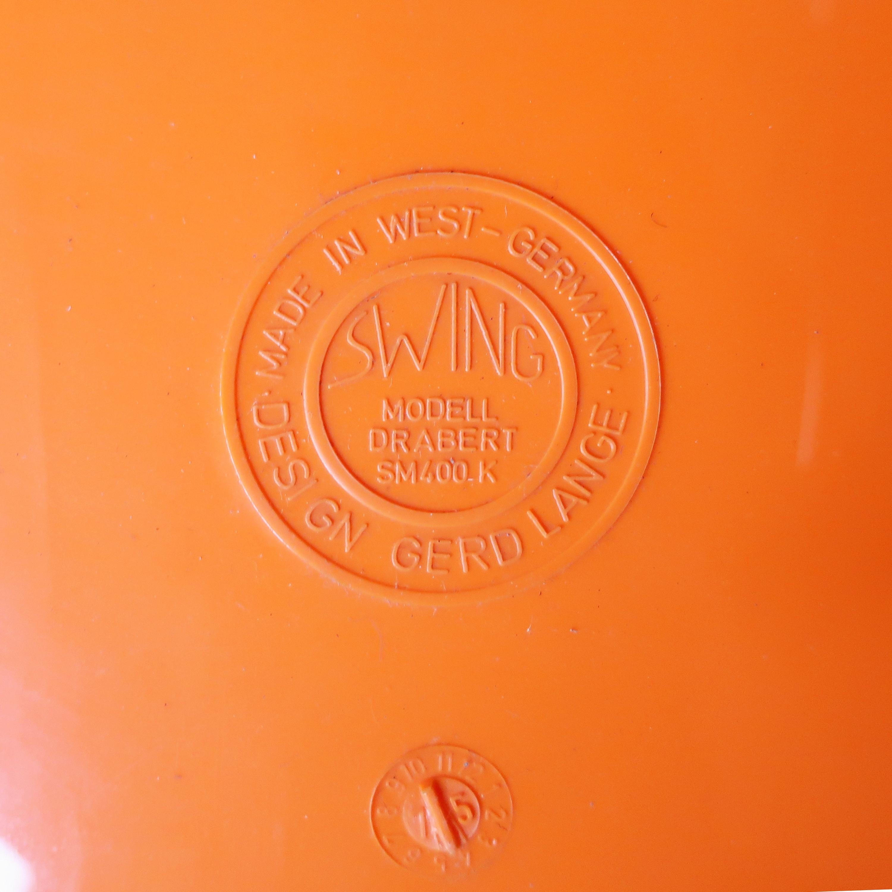Pareja de sillas columpio SM 400 naranjas de Gerd Lange para Drabert en venta 3