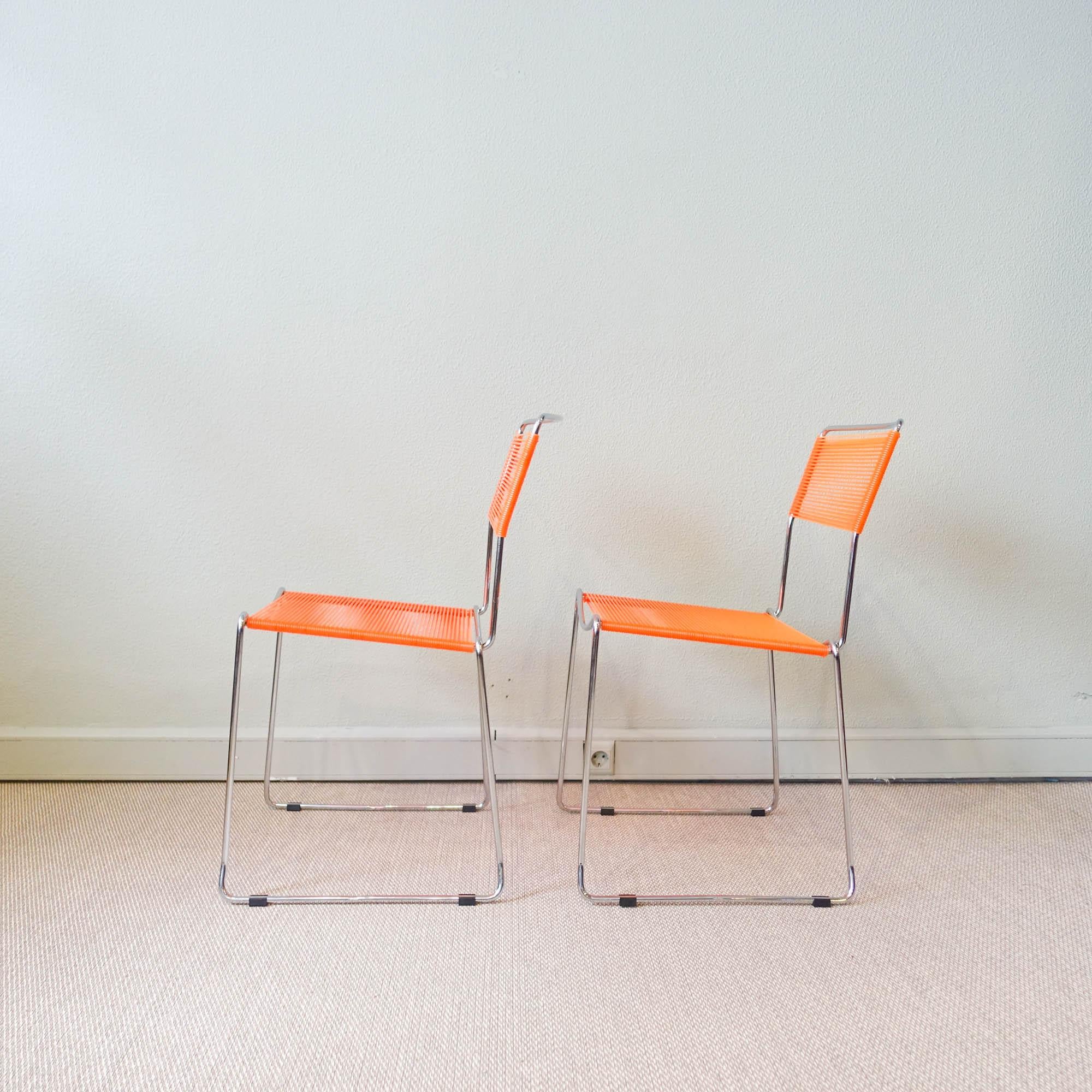Pair of Orange Spaghetti Chairs by Giandomenico Belotti for Alias, 1980's In Good Condition For Sale In Lisboa, PT