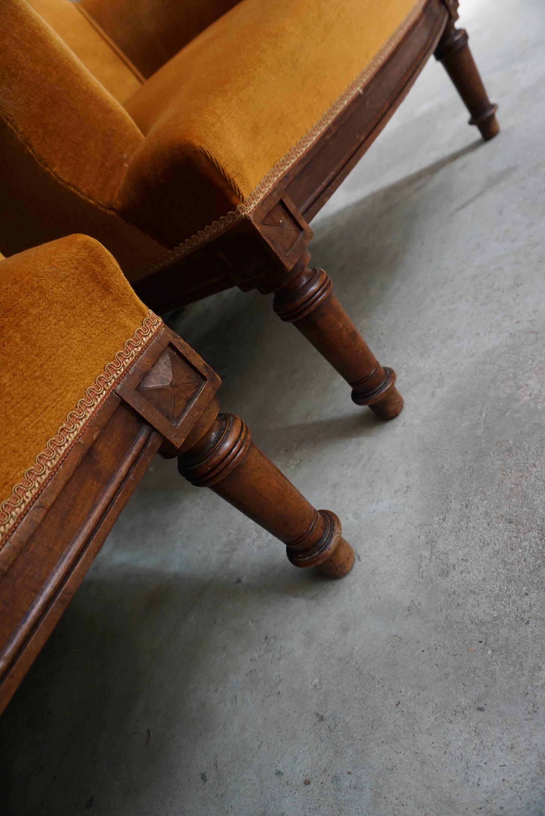 Pair of Orange Velvet French Lounge Chairs Walnut Frame, 1920-1930s In Good Condition In Nijmegen, NL