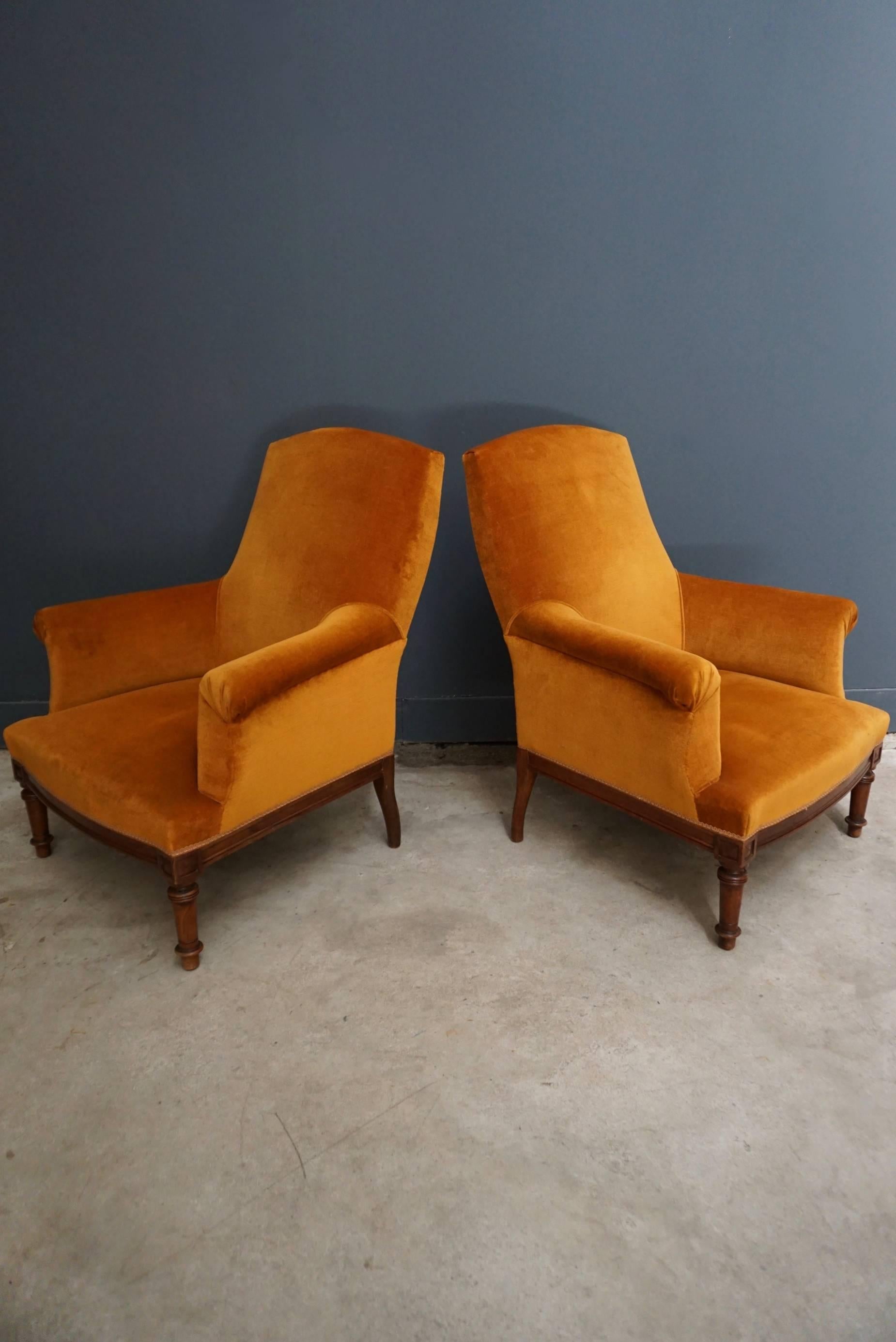 Pair of Orange Velvet French Lounge Chairs Walnut Frame, 1920-1930s 2