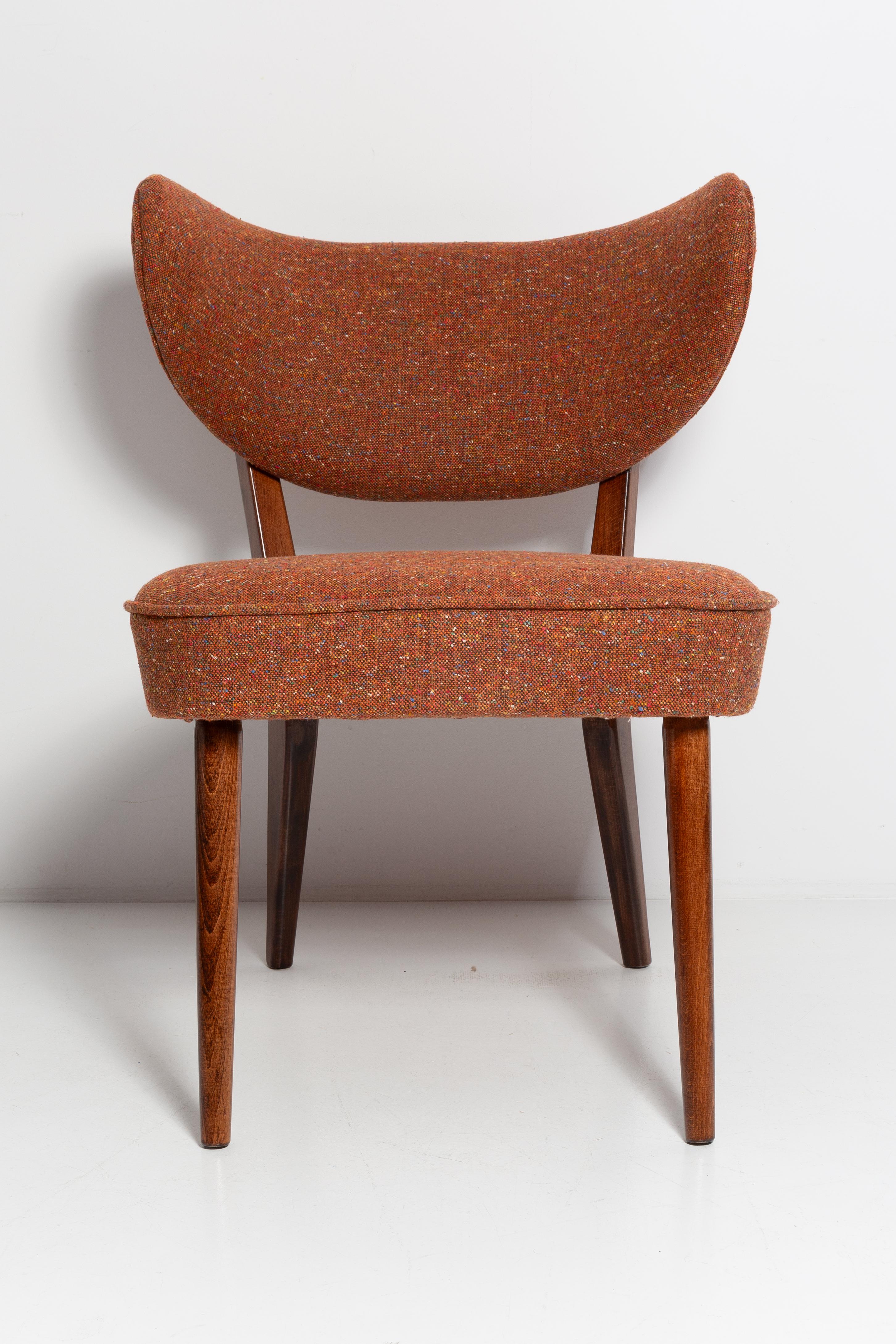 Pair of Orange Wool Shell Club Chairs, by Vintola Studio, Europe, Poland In New Condition For Sale In 05-080 Hornowek, PL