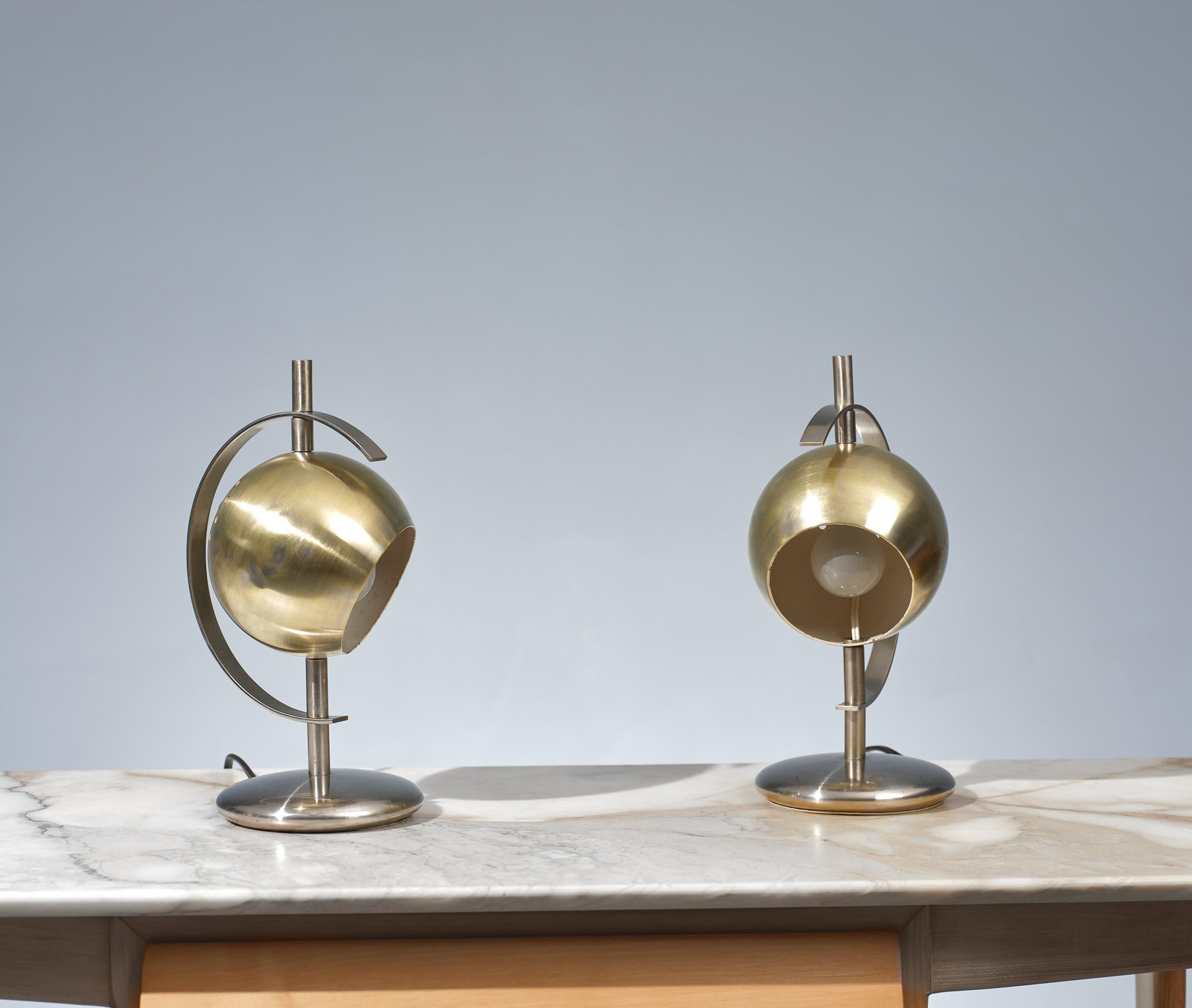 Metal Pair of Orbital Italian Table Lamps, 1970s Brass and Steel For Sale