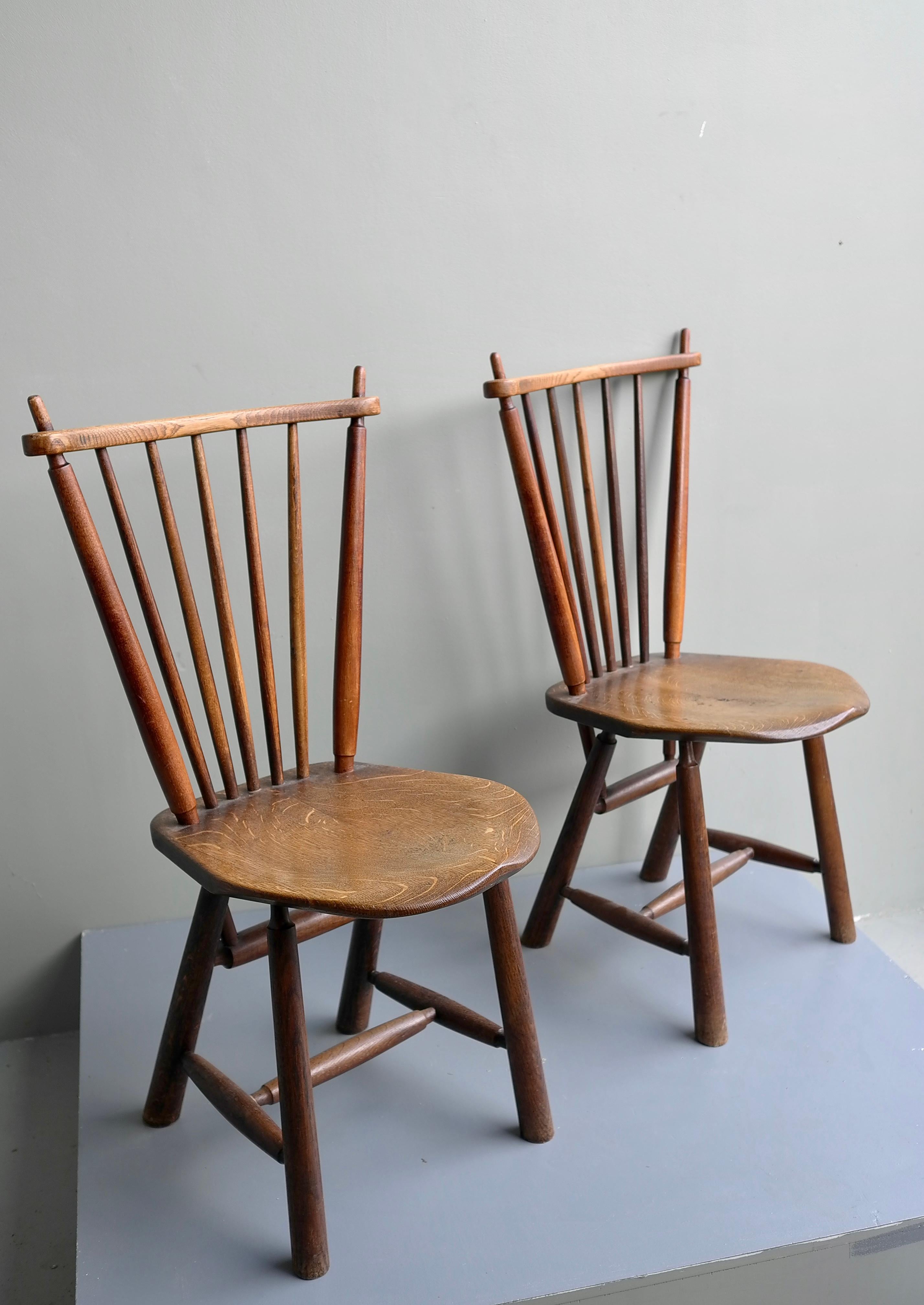 Pair of organic Mid-Century Modern solid oak side chairs, 1960's.