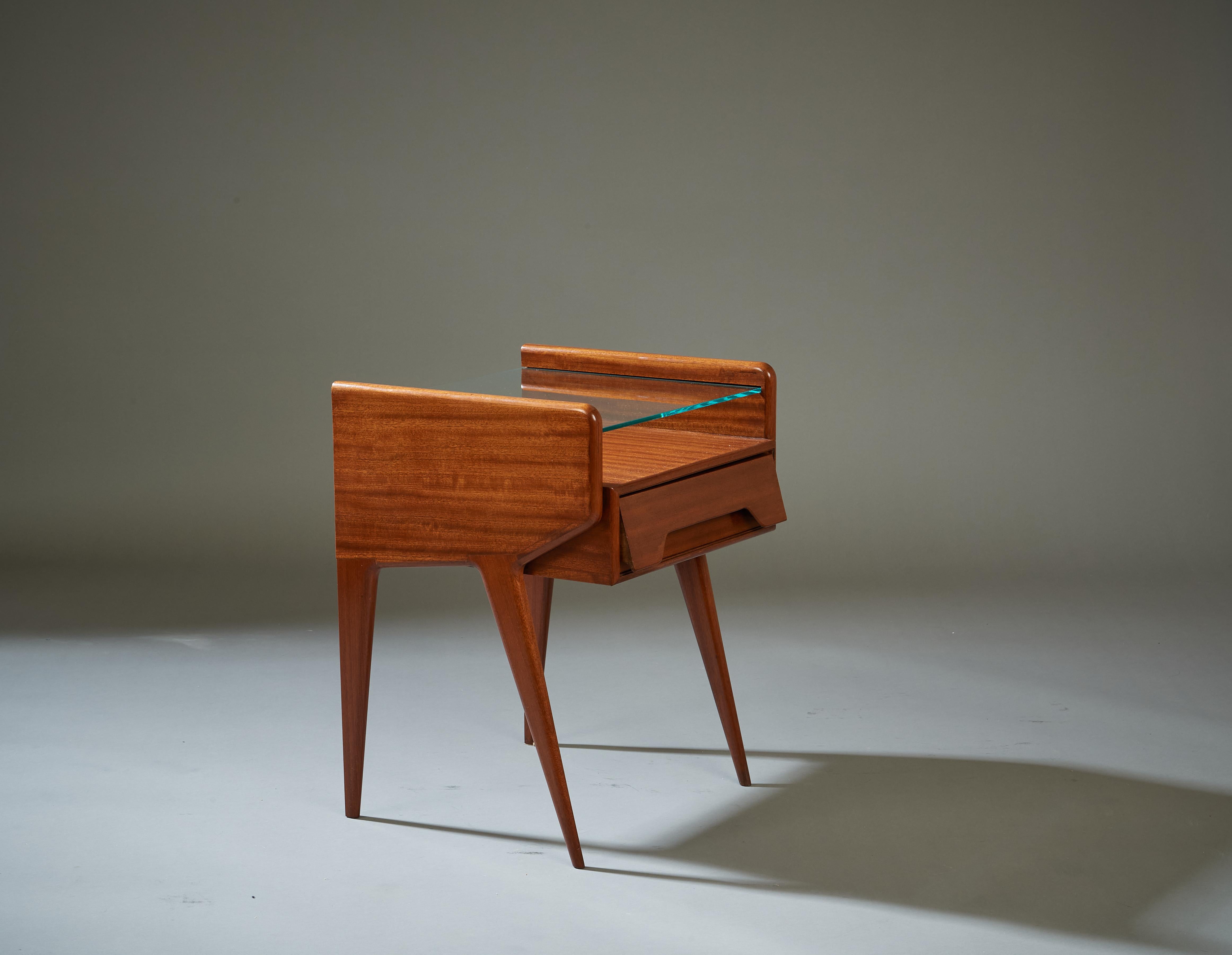 Pair of Organic Modern Mahogany & Glass Nightstands ITSO Ico Parisi, Italy 1950s For Sale 1