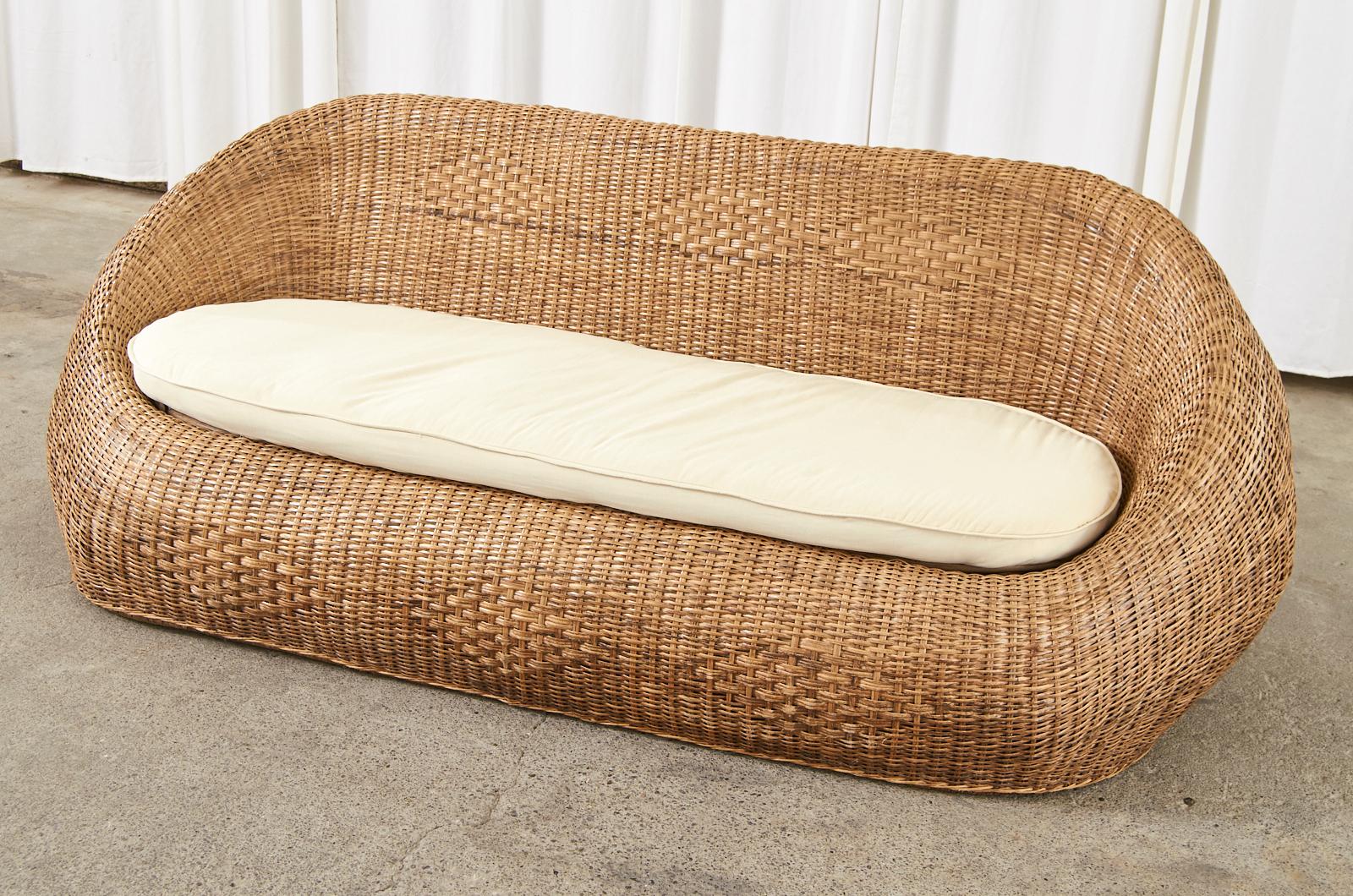 Organic Modern Woven Wicker Rattan Sofa Settees In Distressed Condition In Rio Vista, CA