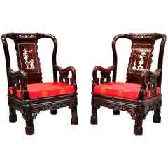 Vintage Pair of Oriental Chinese Throne Lounge Chairs Living Room MOP Inlaid Carved Wood