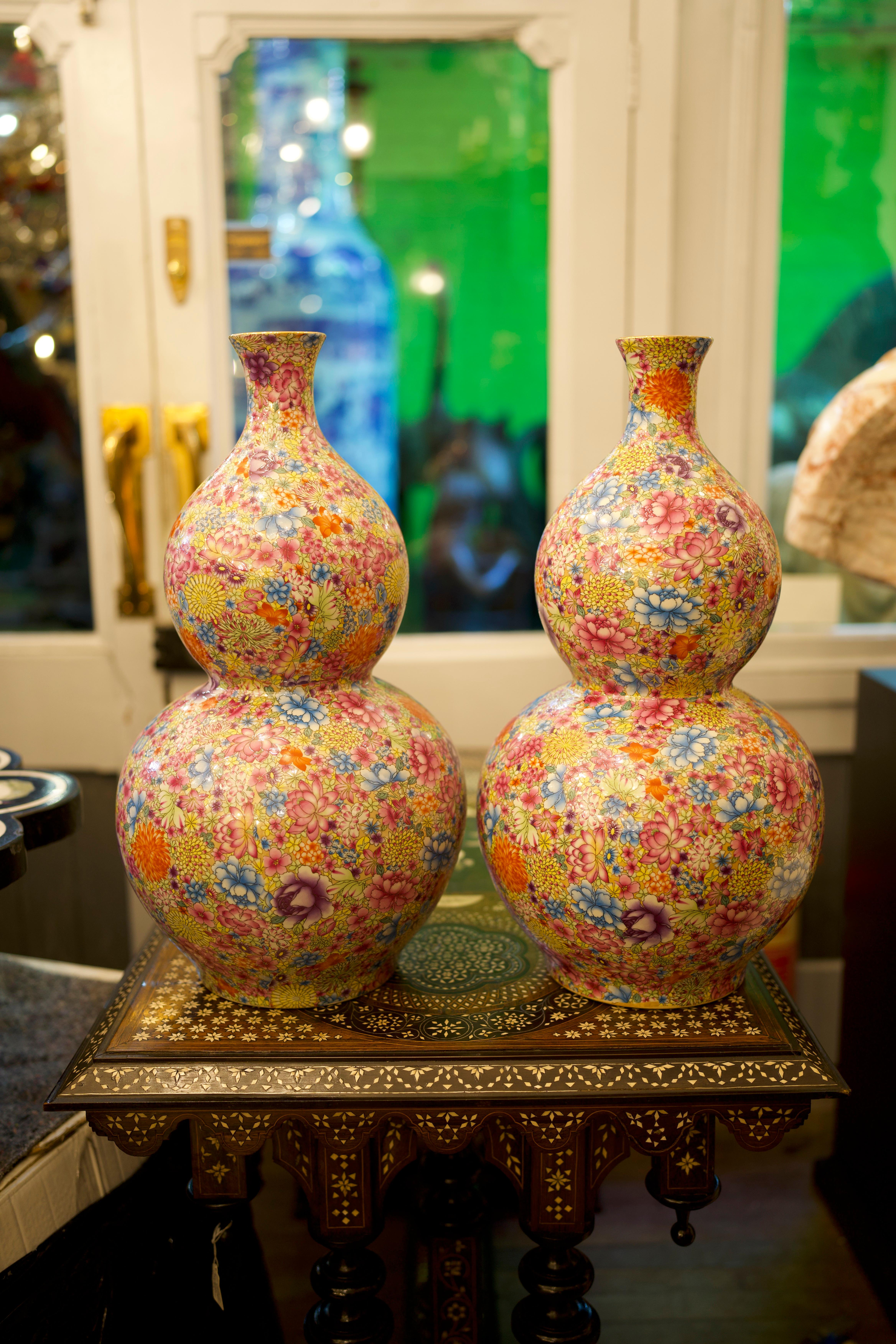 Pair of Oriental Double-Gourd Mille-Fleur Vases, 20th Century In Excellent Condition For Sale In Southall, GB