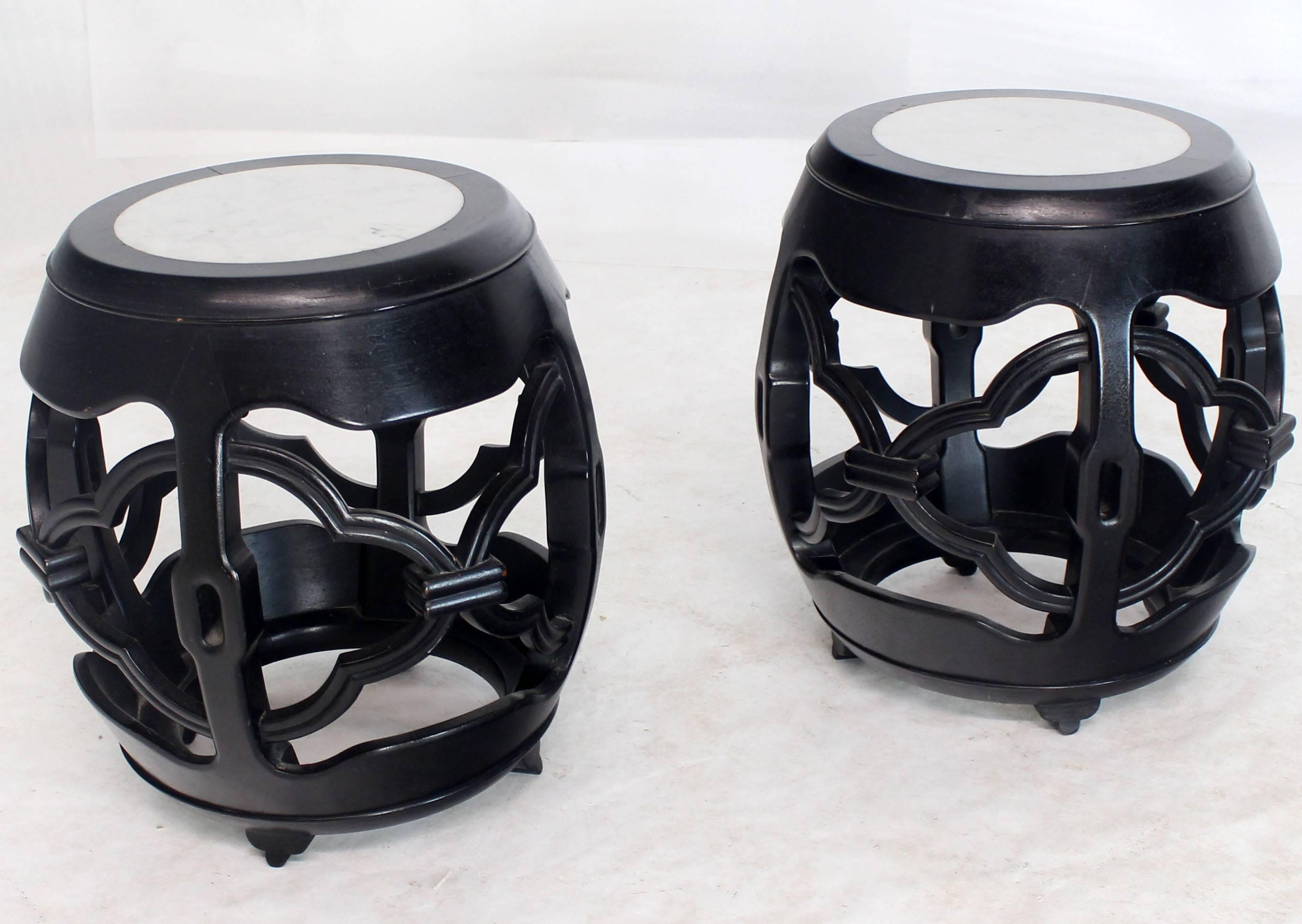 Pair of Oriental Pierced Carving Barrel Shape Ebonized Marble-Top Stands Tables 1