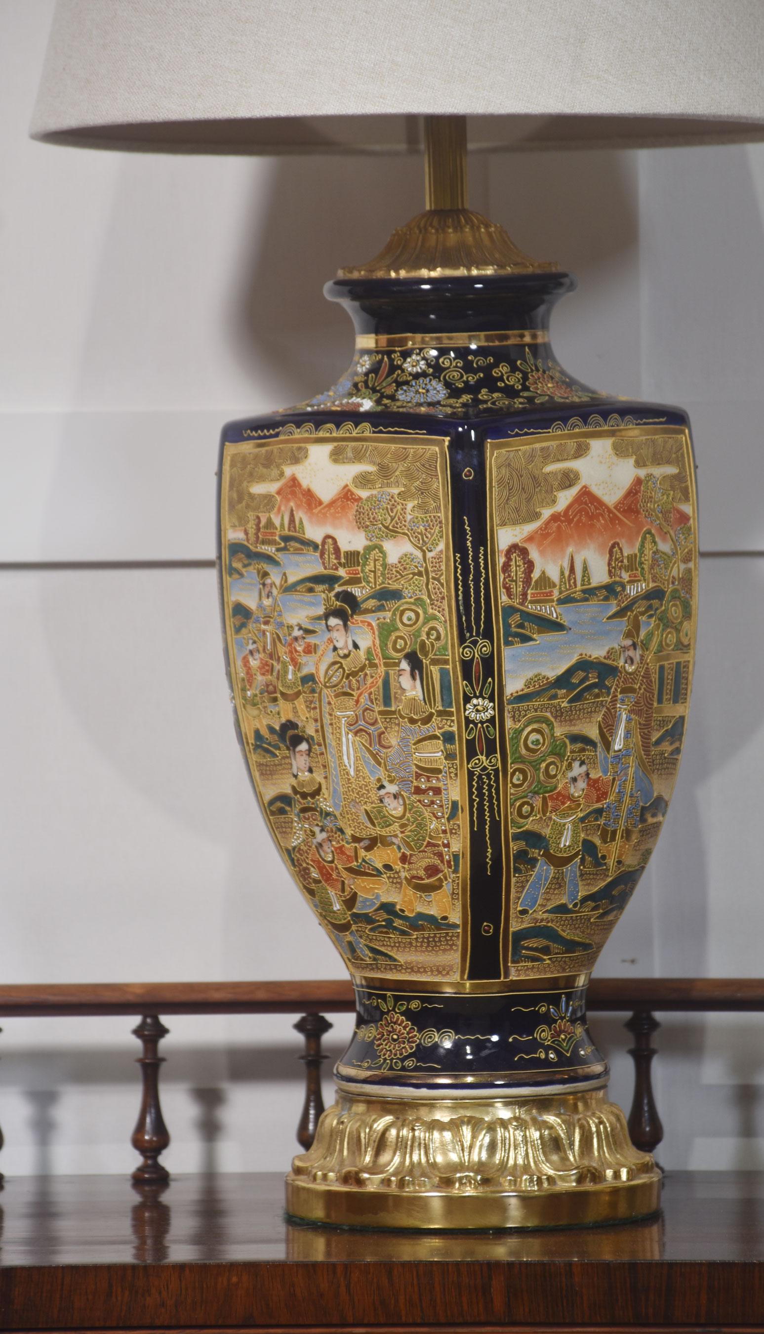 Pair of Oriental table lamps In Good Condition In Cheshire, GB