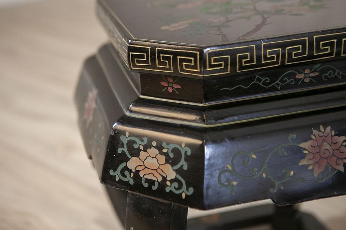 Orientalische Tische aus dem frühen 20. Jahrhundert, Paar im Angebot 5