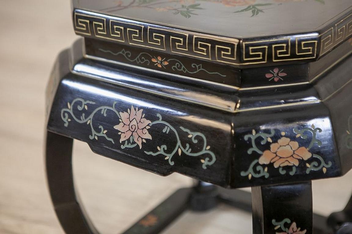 Orientalische Tische aus dem frühen 20. Jahrhundert, Paar im Angebot 6
