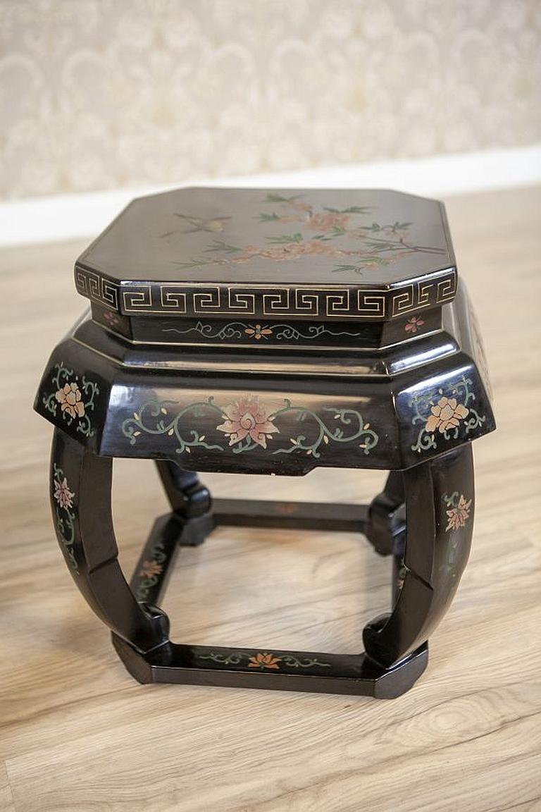 Pair of Oriental Tables From the Early 20th Century In Good Condition For Sale In Opole, PL