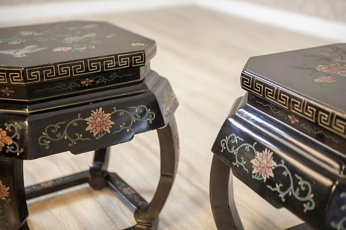 Wood Pair of Oriental Tables From the Early 20th Century For Sale