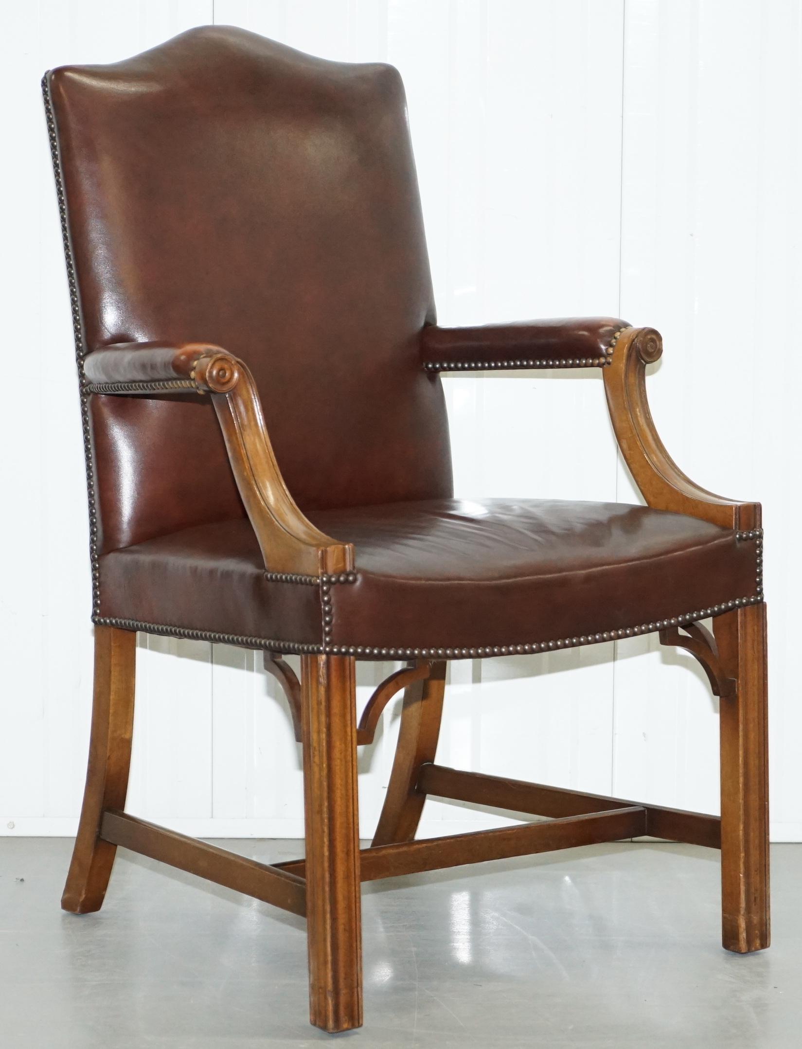 Pair of Original 1930s Hillcrest Vintage Brown Leather Gainsborough Armchairs 9