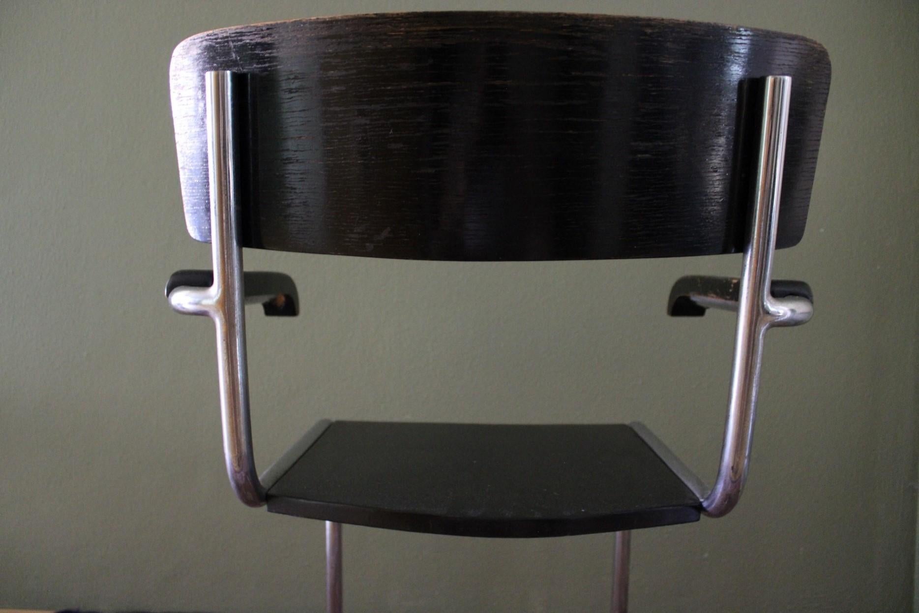 Paar originale Freischwinger-Bauhausstühle aus den 1930er Jahren von Vichr, Tschechien im Angebot 1