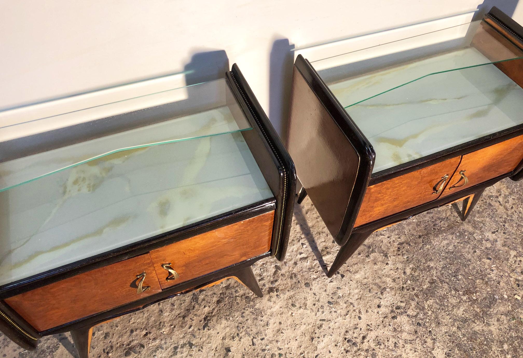 Mid-Century Modern Pair of  Italian Design Nightstands Ebonite Wood Marbled Glass For Sale