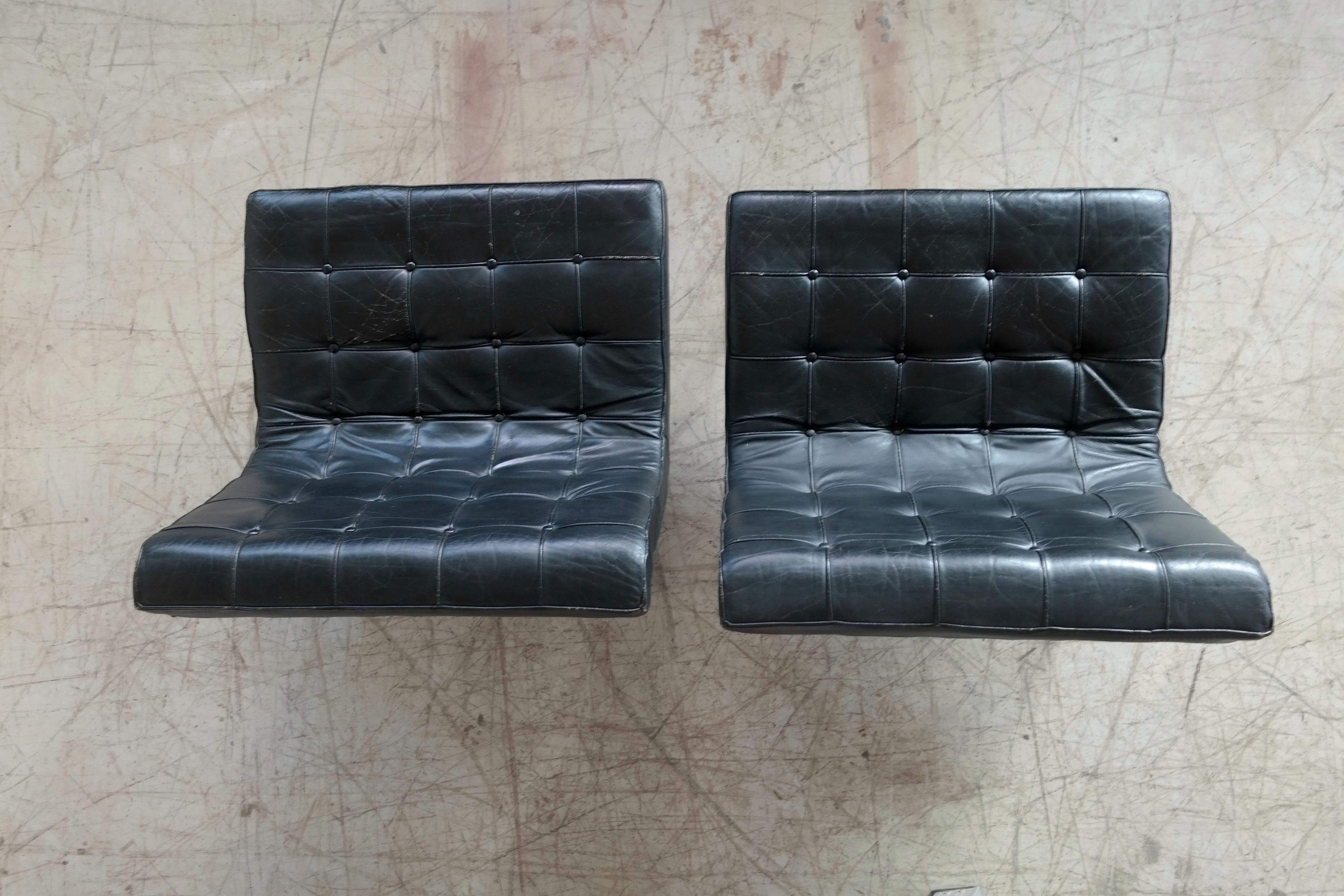 Mid-20th Century Pair of Original 1950s New York Lounge Chairs by Katavolos, Littell and Kelley For Sale