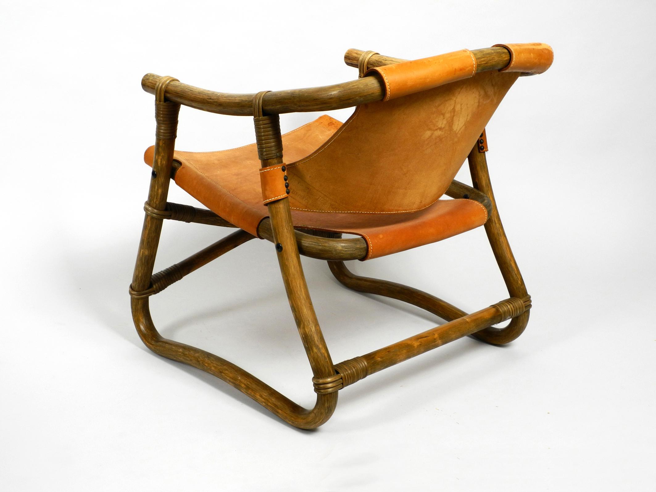 Pair of Original 1960s Safari Lounge Chairs Made of Bamboo and Brown Leather In Good Condition In München, DE