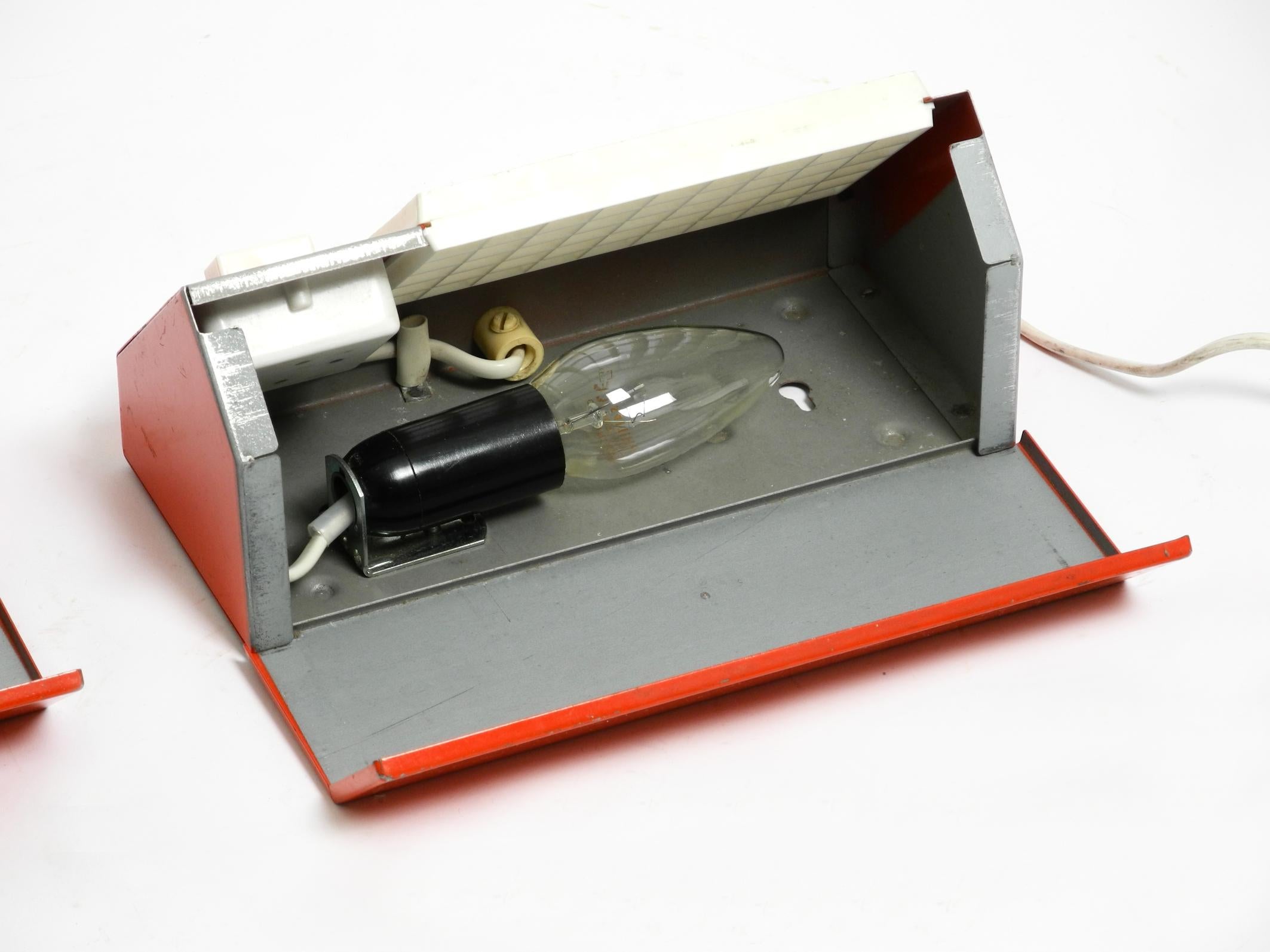 Paar originale 60er Jahre Elidus Metallwandlampen von Hans-Agne Jakobsson Typ 9005 im Angebot 6