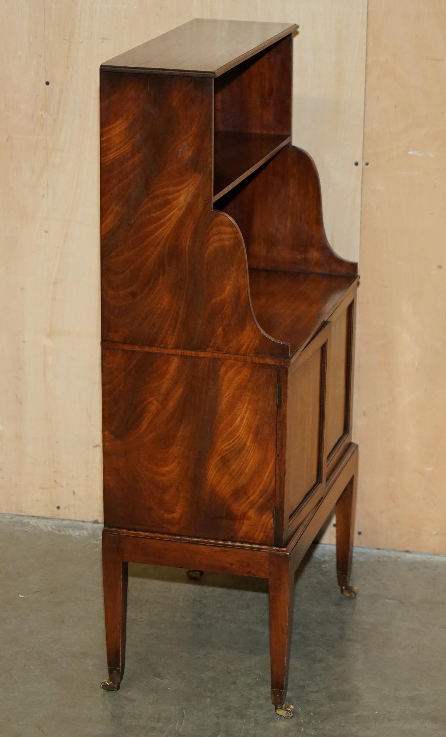 COPPIA DI LIBRERIE ORIGINALI ANTICHE REGENCY CiRCA 1815 DWARF OPEN WATERFALL in vendita 3