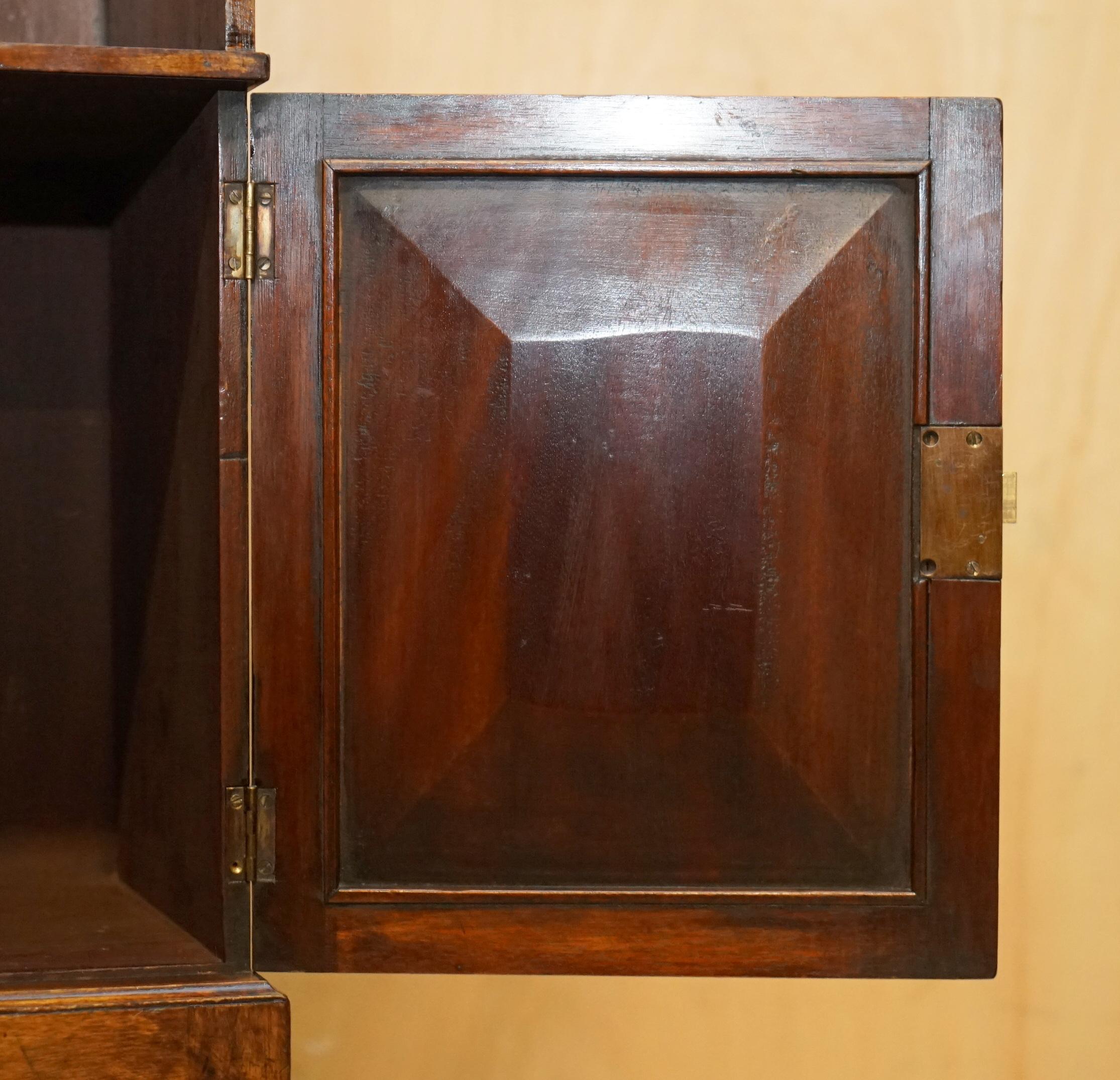 COPPIA DI LIBRERIE ORIGINALI ANTICHE REGENCY CiRCA 1815 DWARF OPEN WATERFALL in vendita 6