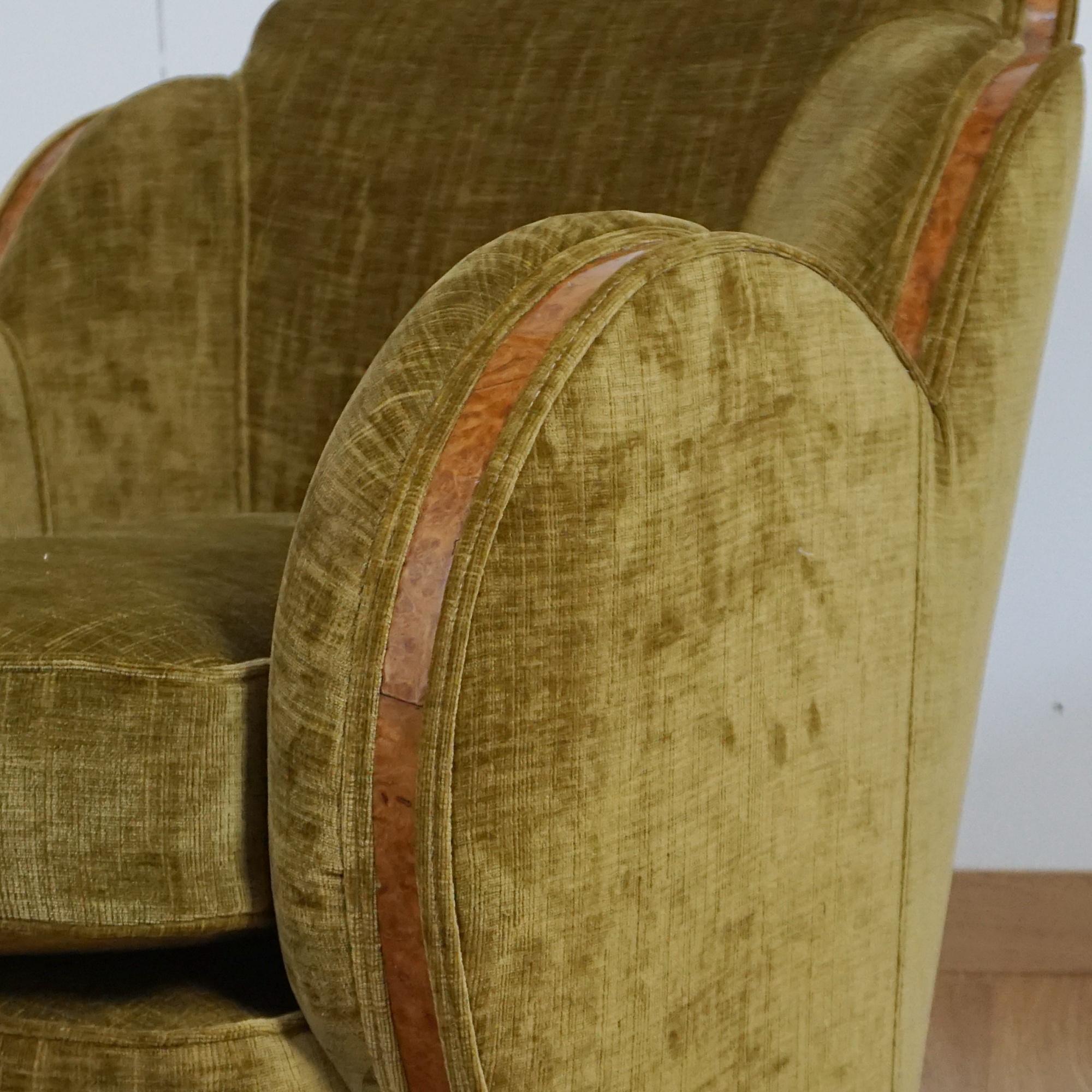 20ième siècle Paire d'œuvres d'art originales ``Chairs à nuages``. en vente