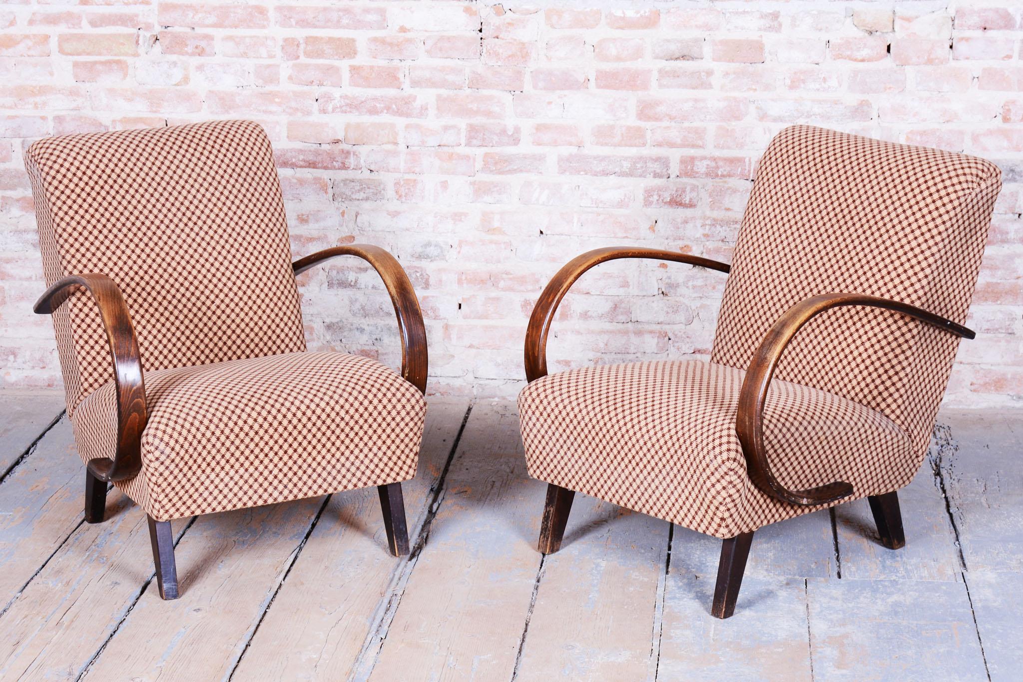 Paire de fauteuils Art déco originaux, par J. Halabala pour UP Závody, République tchèque, années 1930 Bon état - En vente à Brandys nad Labem, Středočeský kraj