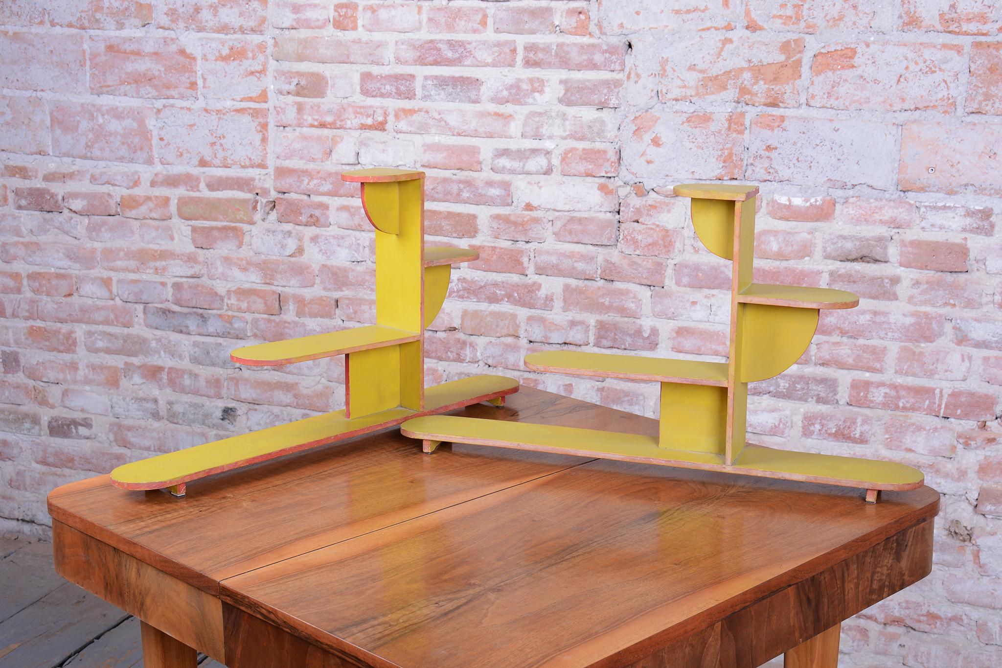 Bois Paire de porte-fleurs originaux Art déco, Wood Wood laqué, Tchèque, années 1930 en vente