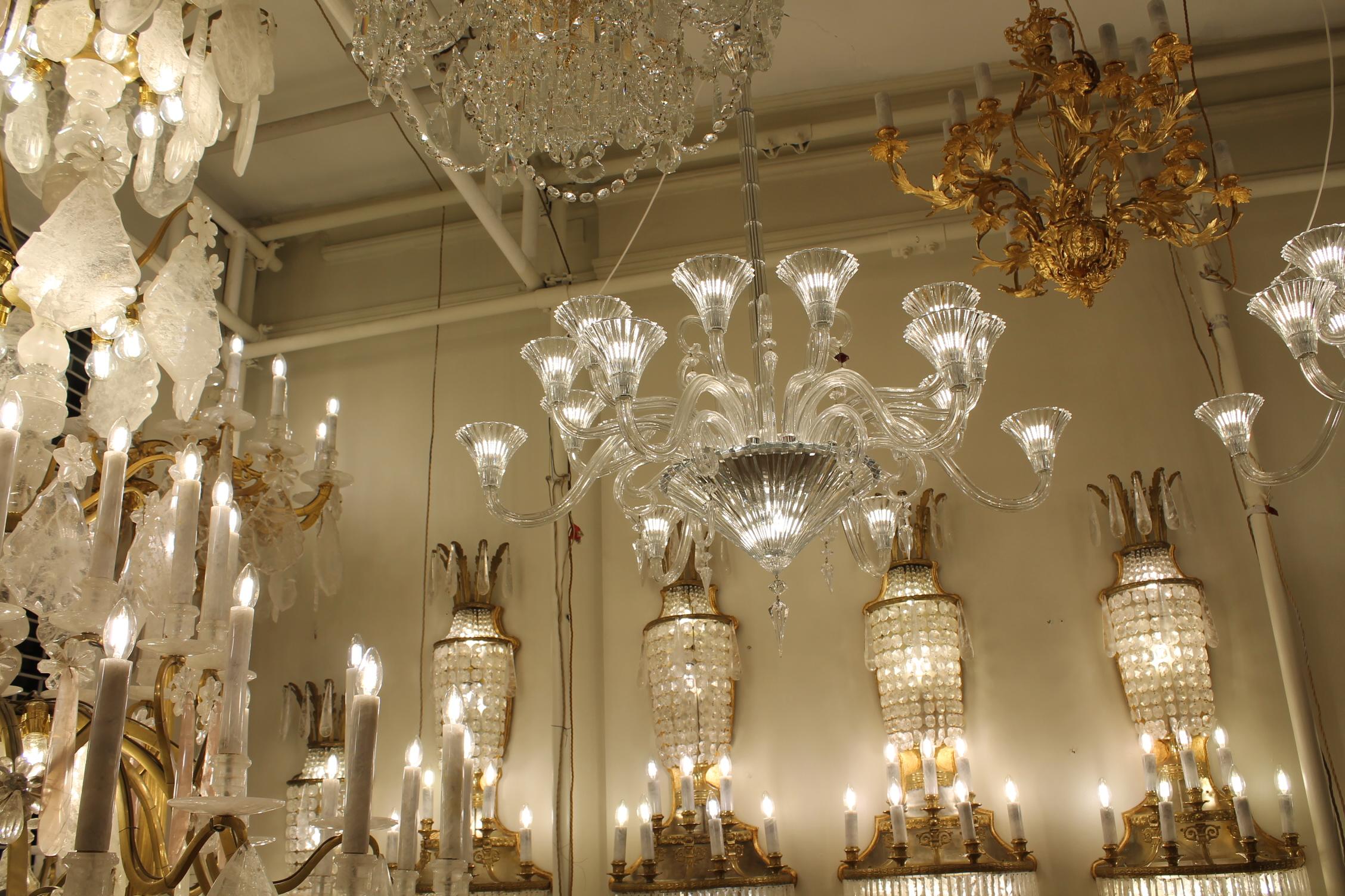Pair of original Bacarrat Mille Nuits 18L crystal chandeliers im Angebot 4