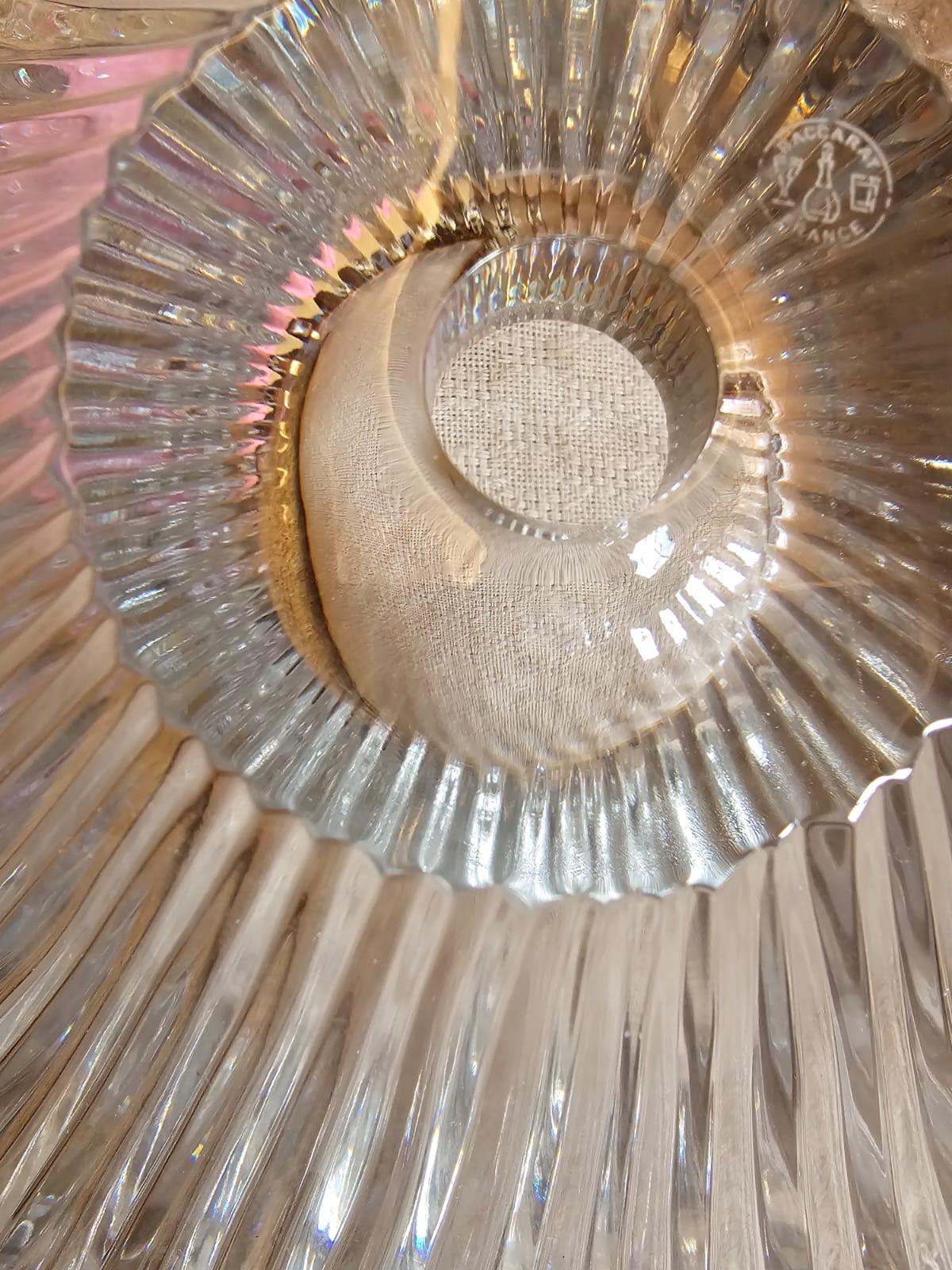 Pair of original Bacarrat Mille Nuits 18L crystal chandeliers im Angebot 6