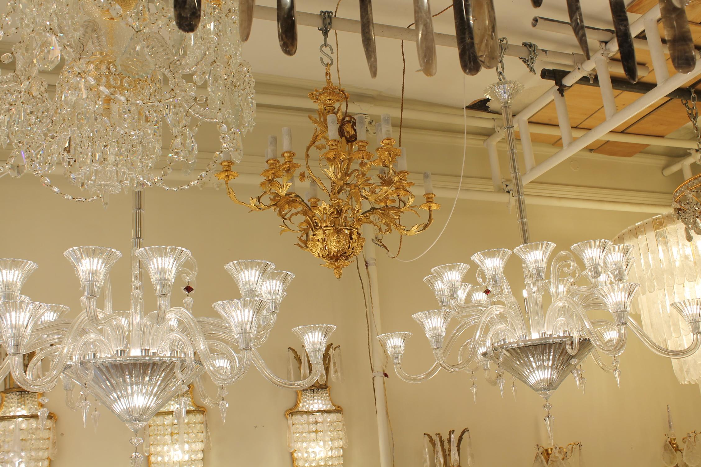 Pair of original Bacarrat Mille Nuits 18L crystal chandeliers im Angebot 11