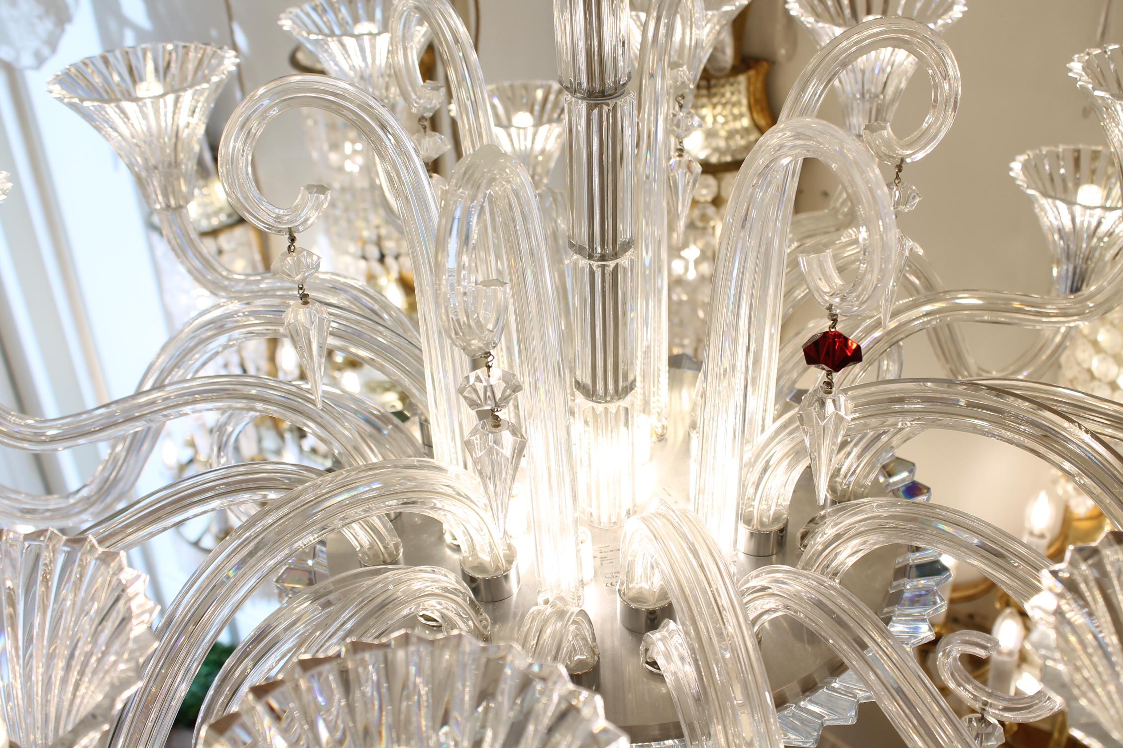 Pair of original Bacarrat Mille Nuits 18L crystal chandeliers im Angebot 14