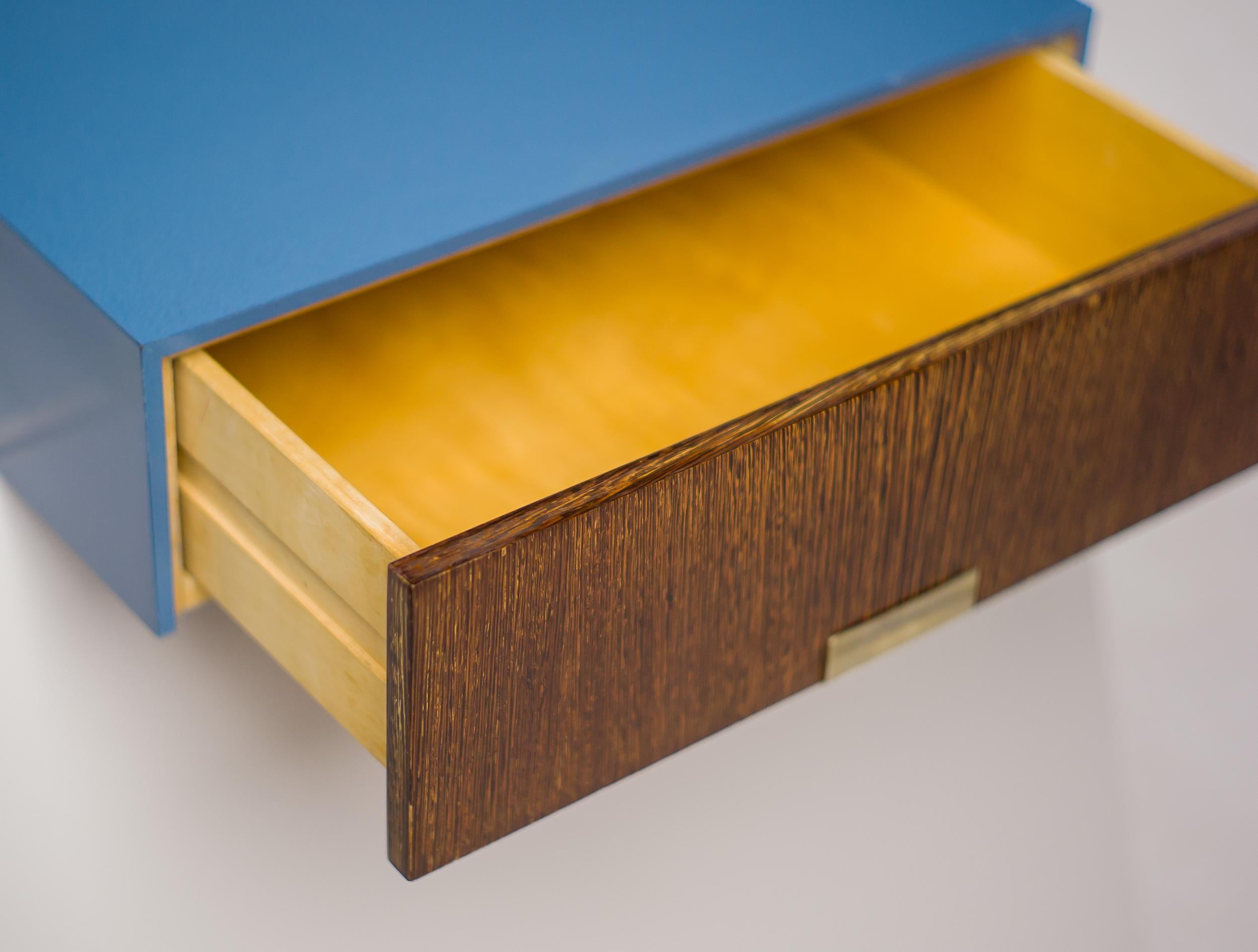 Paire de tiroirs d'origine de l'hôtel Royal SAS d'Arne Jacobsen, Copenhague Bon état - En vente à Dronten, NL
