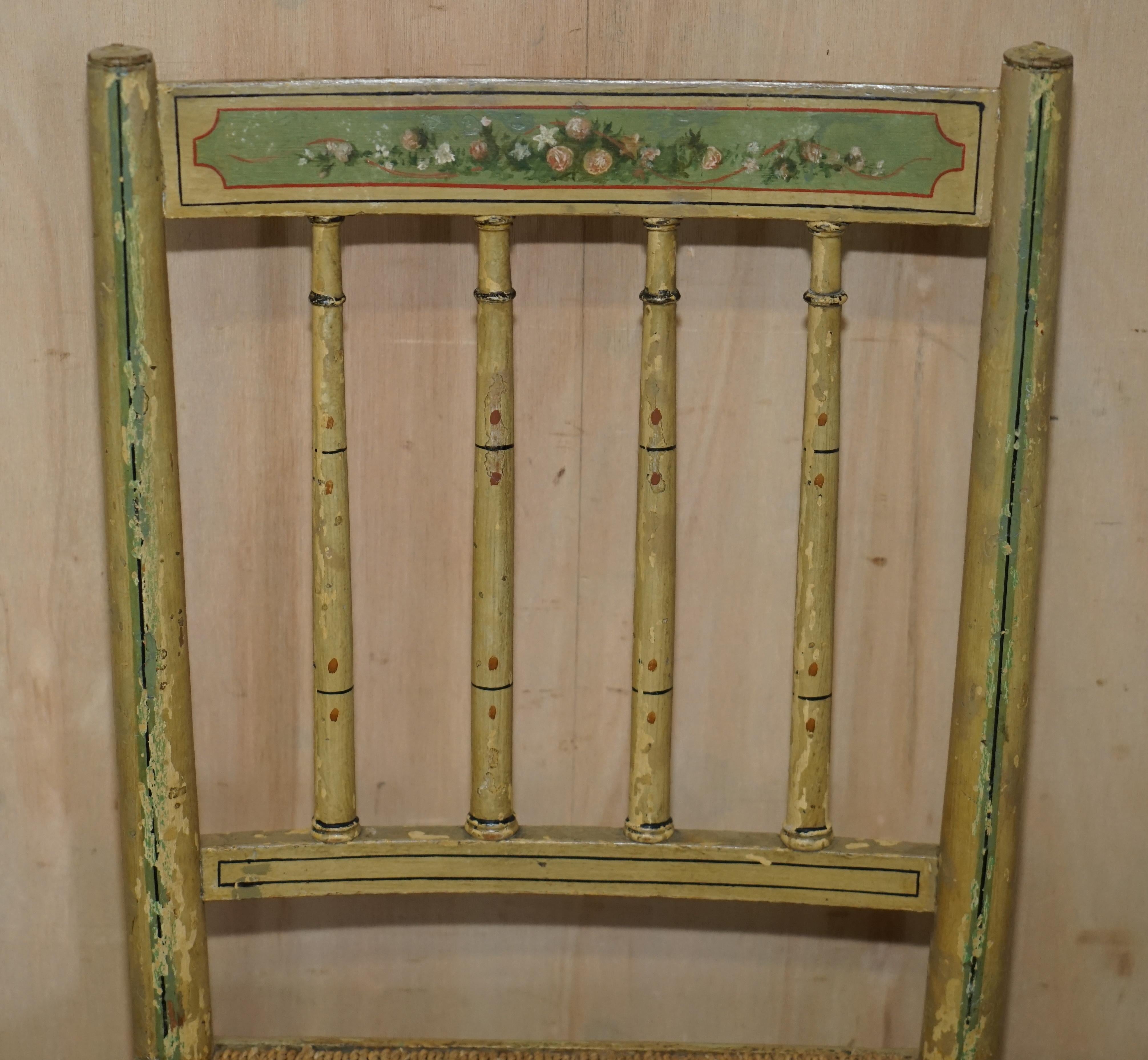 Pärchen originaler handbemalter antiker Regenerationsstühle aus der Zeit um 1810-1820 im Angebot 13
