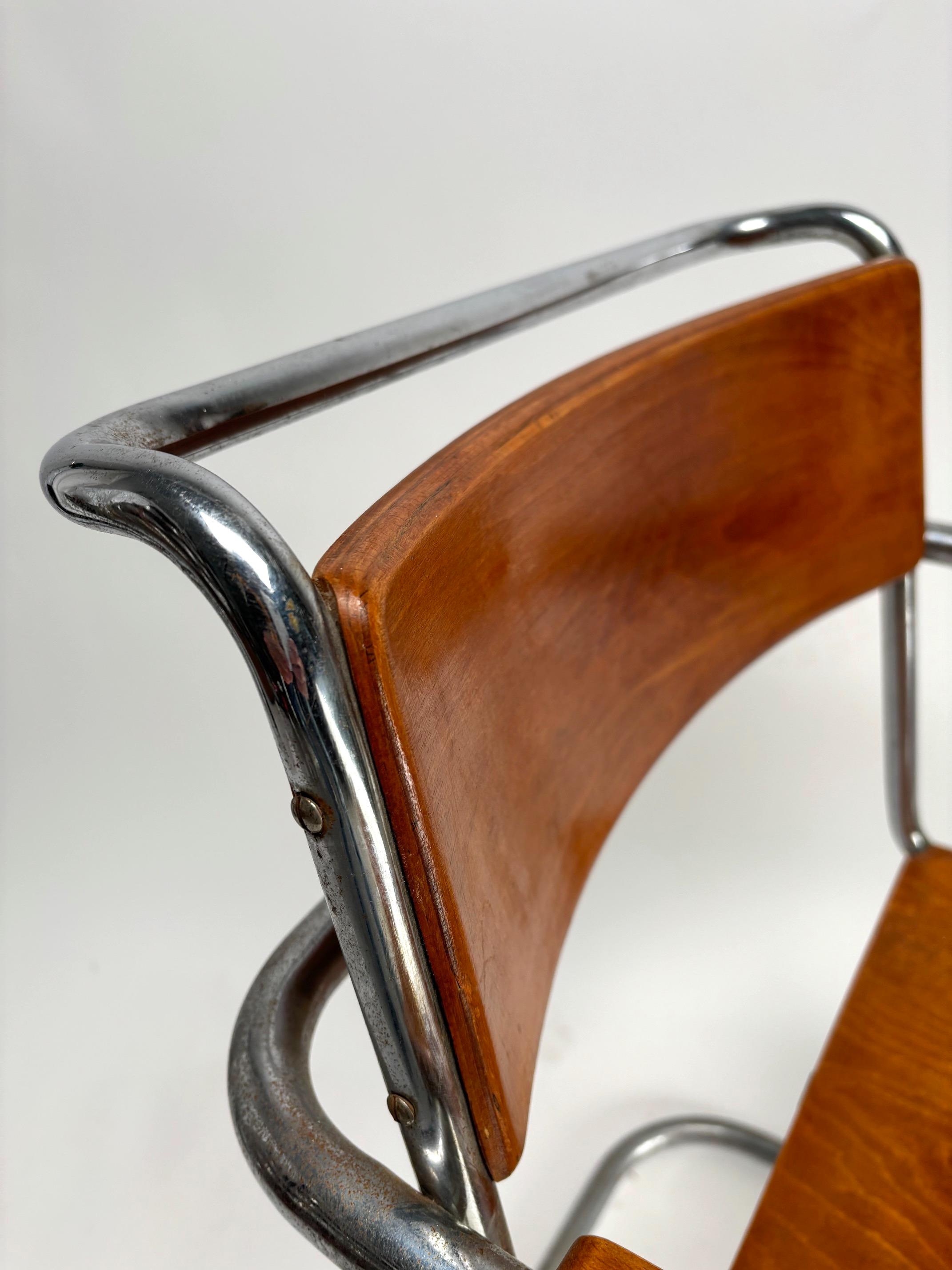 Mid-20th Century Pair of original  Italian Bauhaus Armchairs produced by Cova, Milan 1930s For Sale