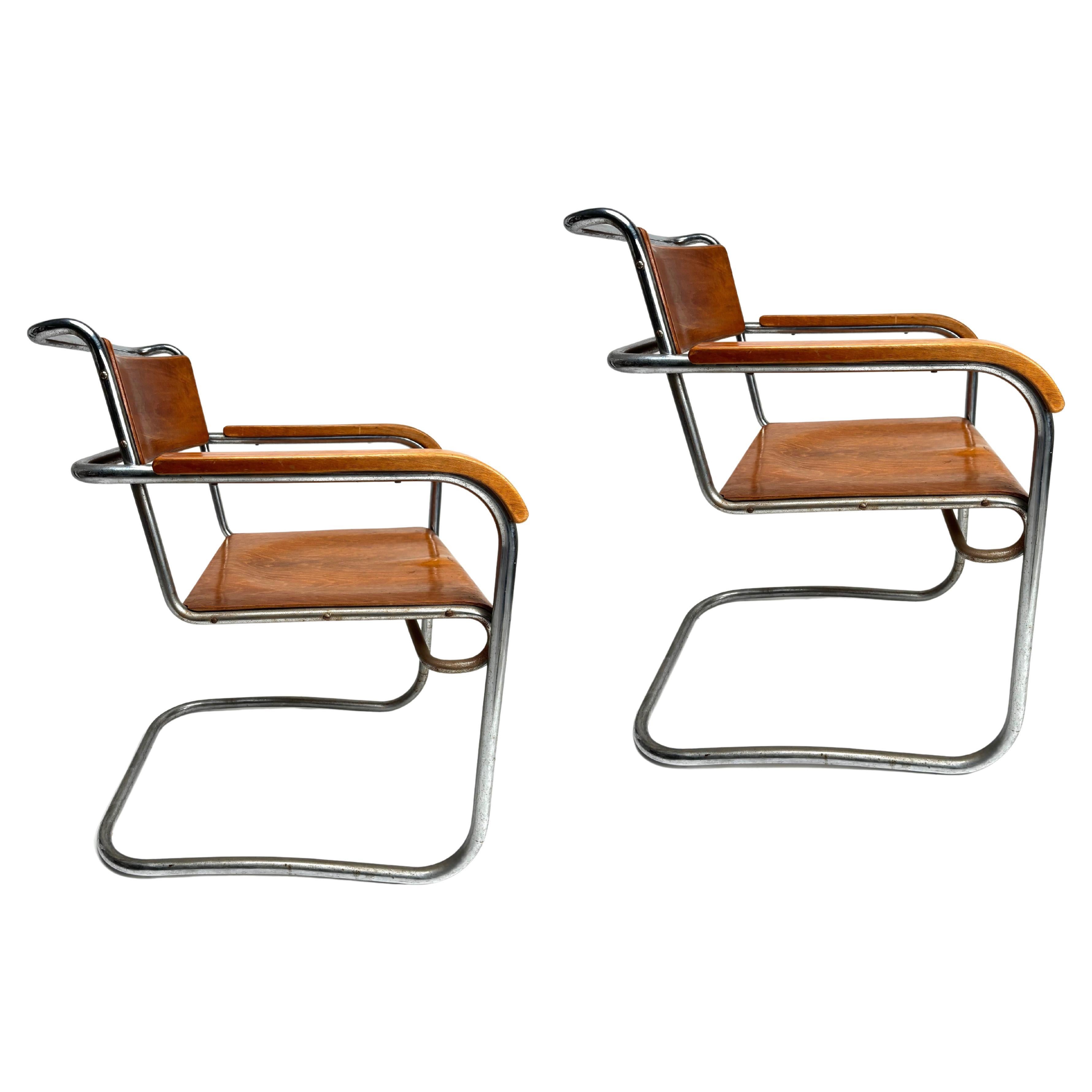 Pair of original  Italian Bauhaus Armchairs produced by Cova, Milan 1930s For Sale