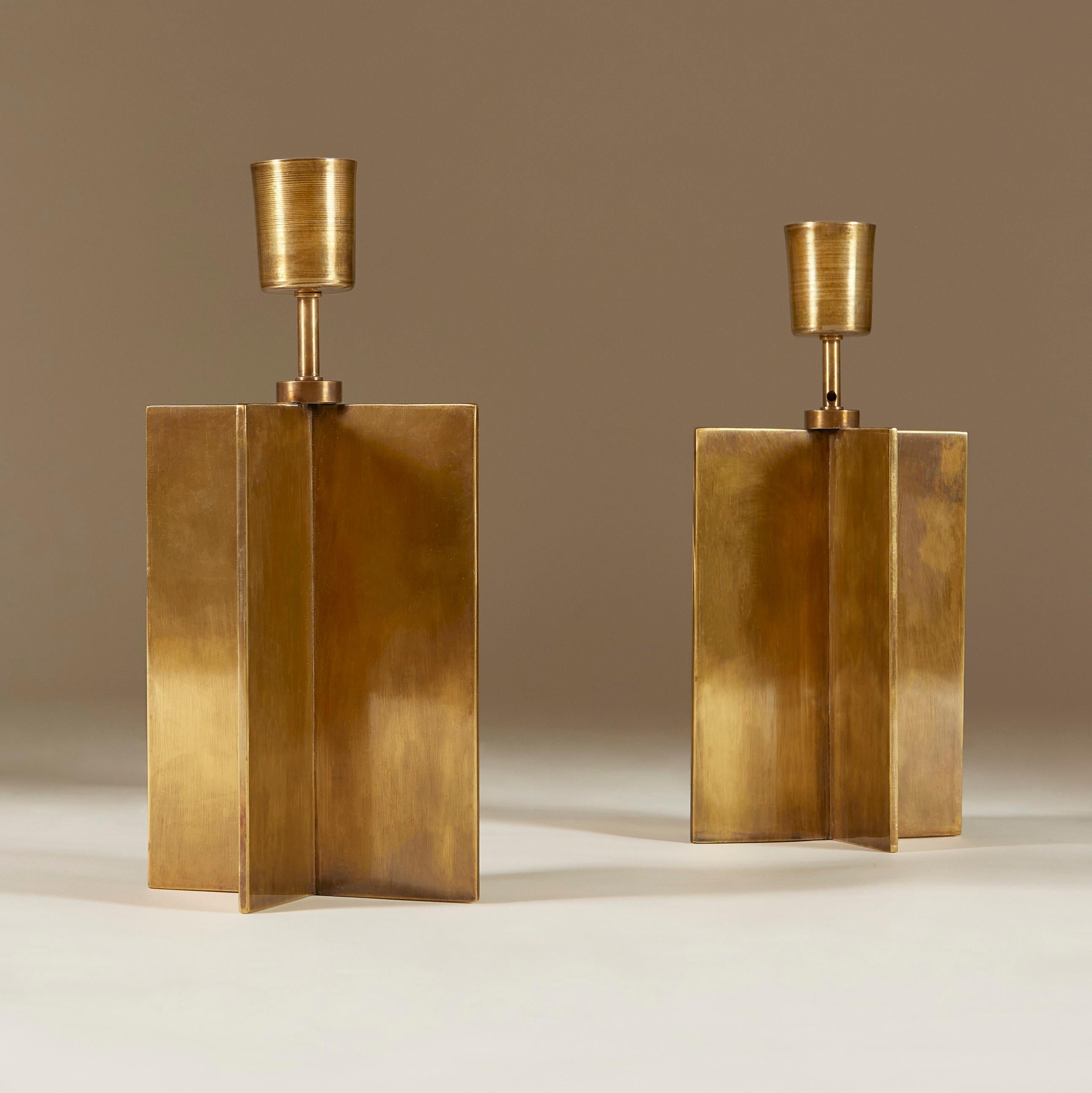 Mid-20th Century Pair of Original Jean-Michel Frank “Croisillon” Bronze Table Lamps, circa 1935 For Sale