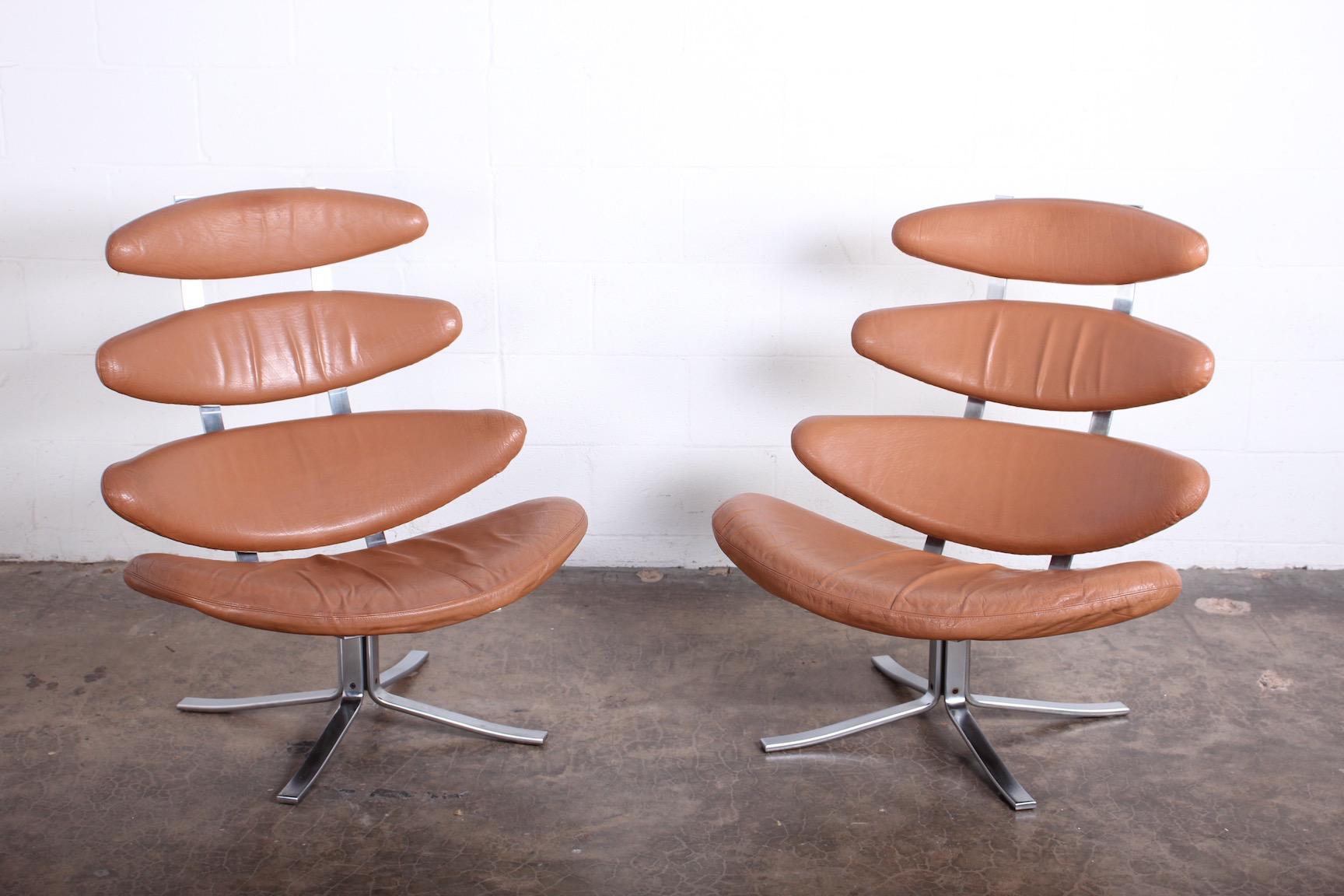 Pair of Original Leather Corona Chairs by Poul Volther In Good Condition In Dallas, TX
