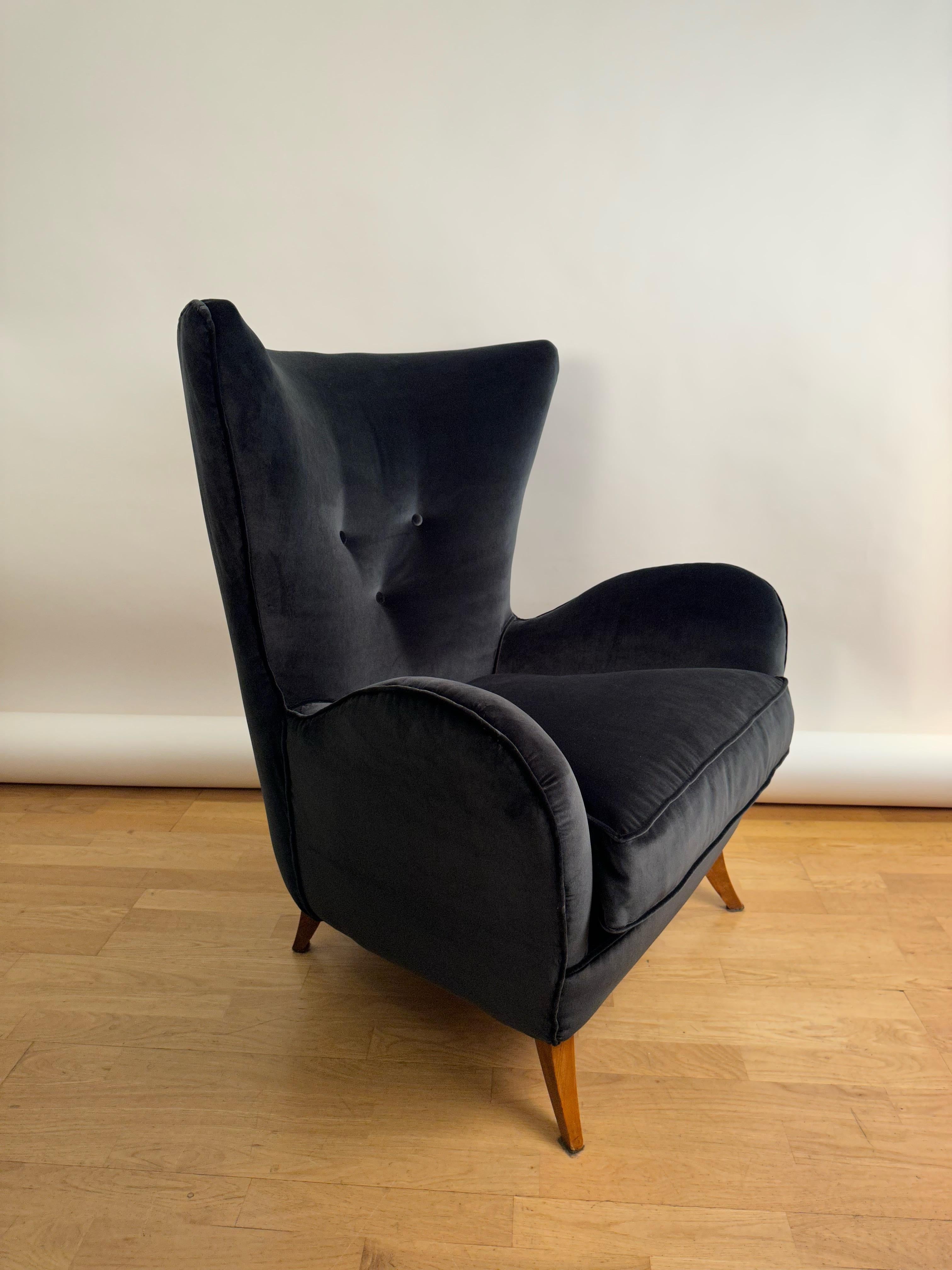 Pair of Original Mid-Century Modern Italian Blue Velvet 1950 Armchairs 6