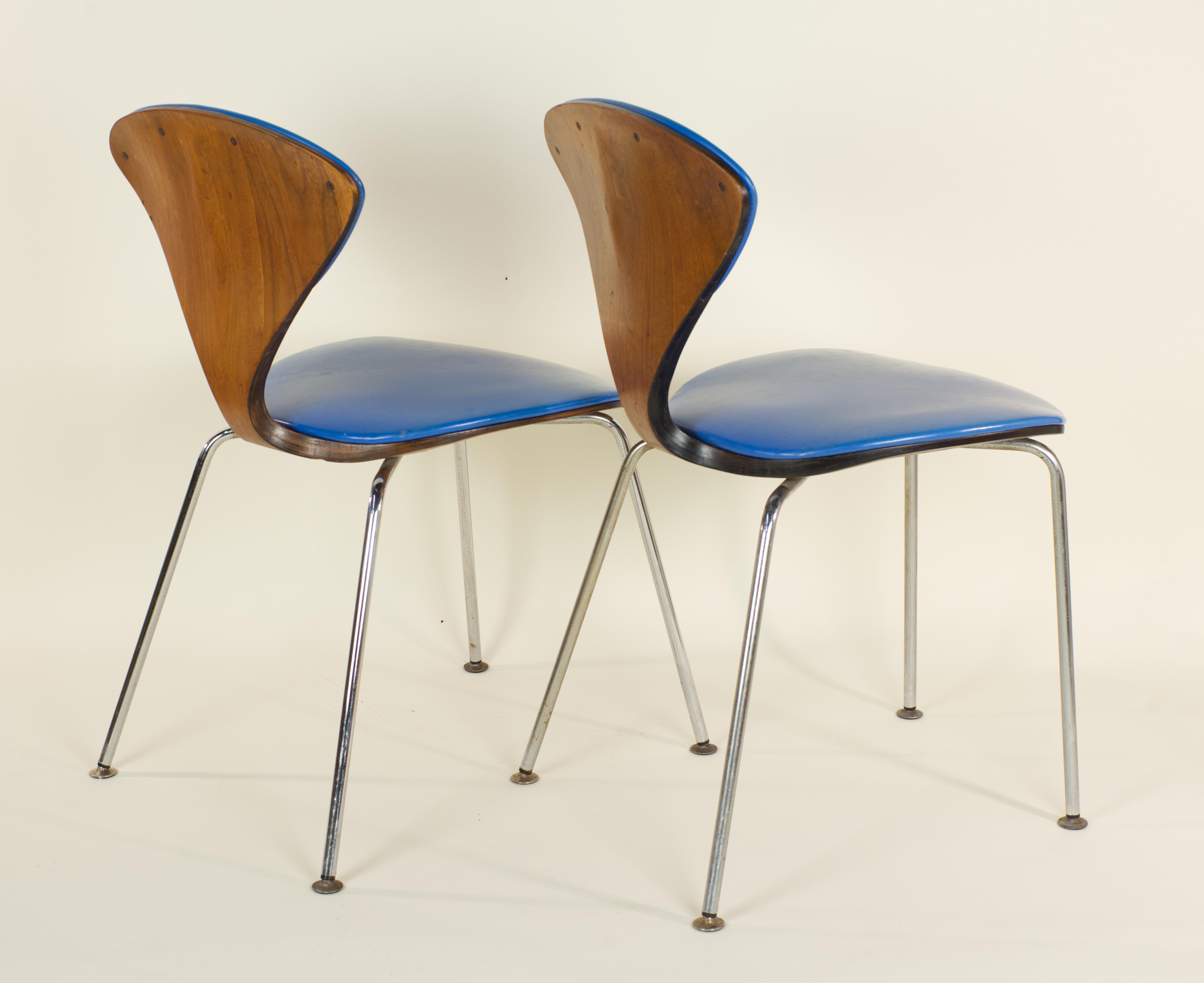 Pair of original Norman Cherner for Plycraft side-chairs, Mid-Century Modern For Sale 1
