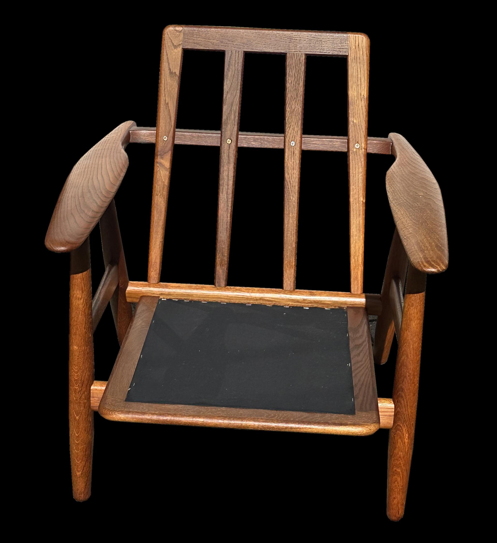 Danish Pair of Original Oak and Bouclé Cigar Chairs by Hans J Wegner for GETAMA  For Sale