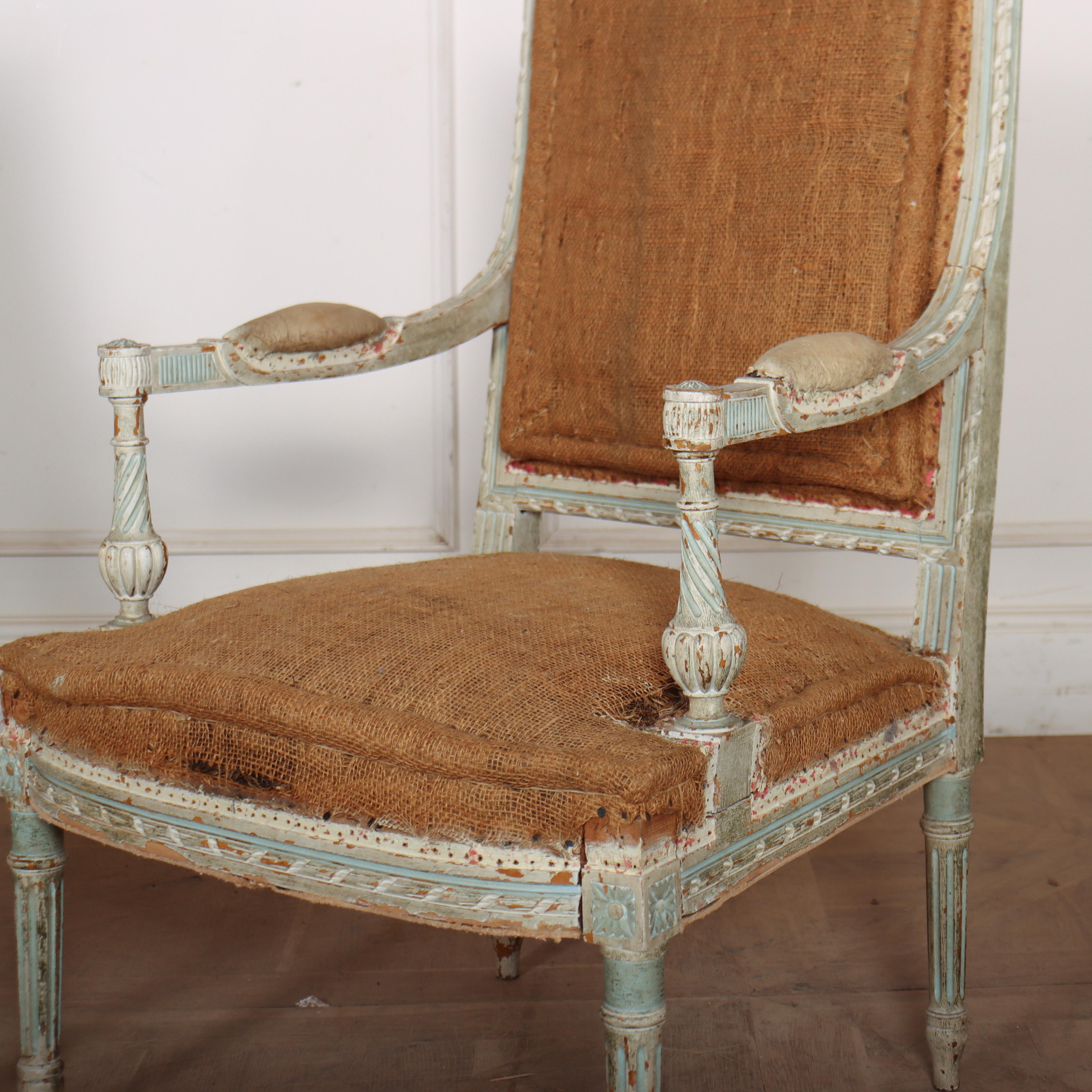 Hêtre Paire de Fauteuils français peints d'origine en vente