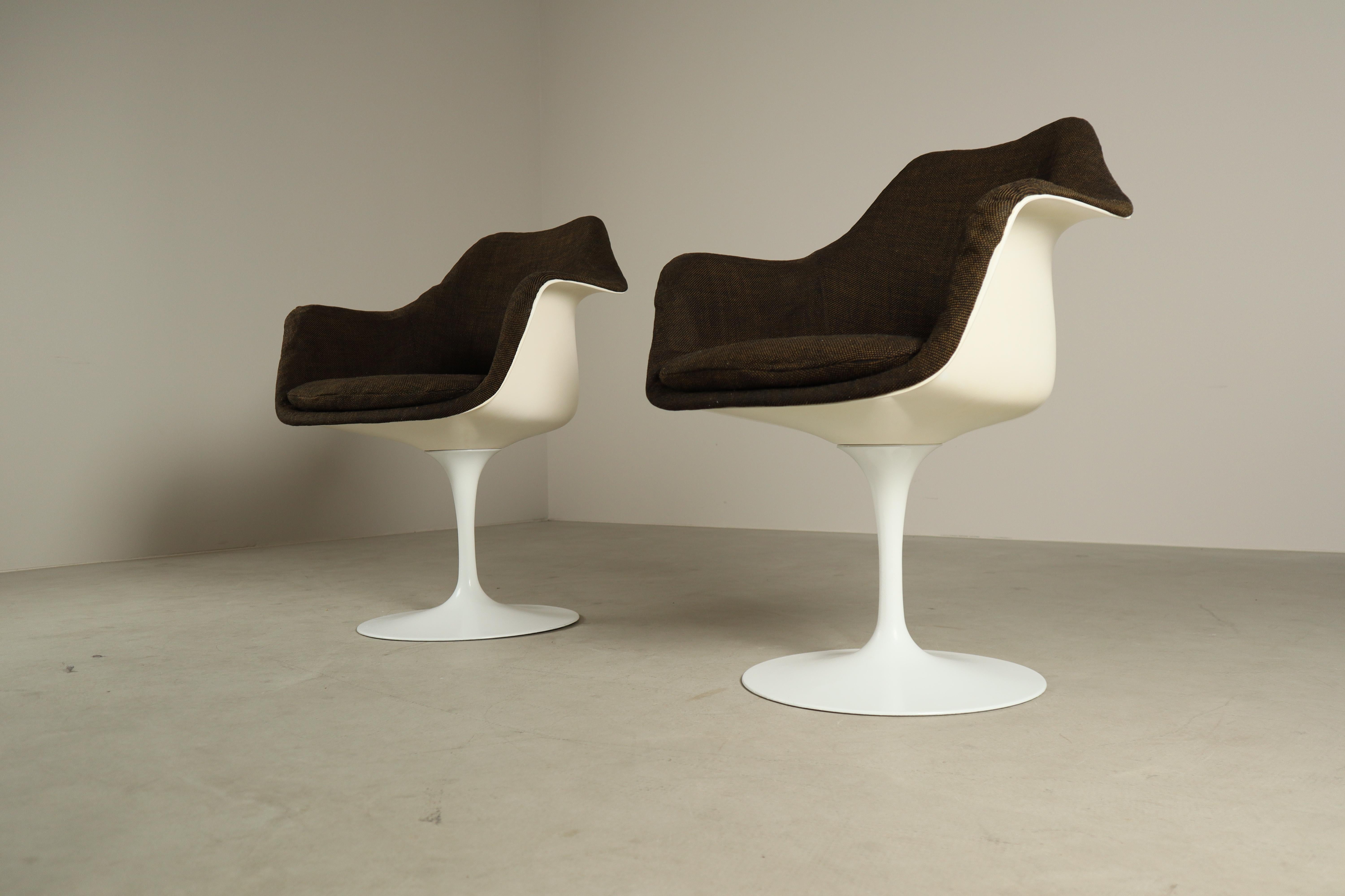 Coppia di poltrone Tulip originali di Eero Saarinen per Knoll International, anni '60 in vendita 2