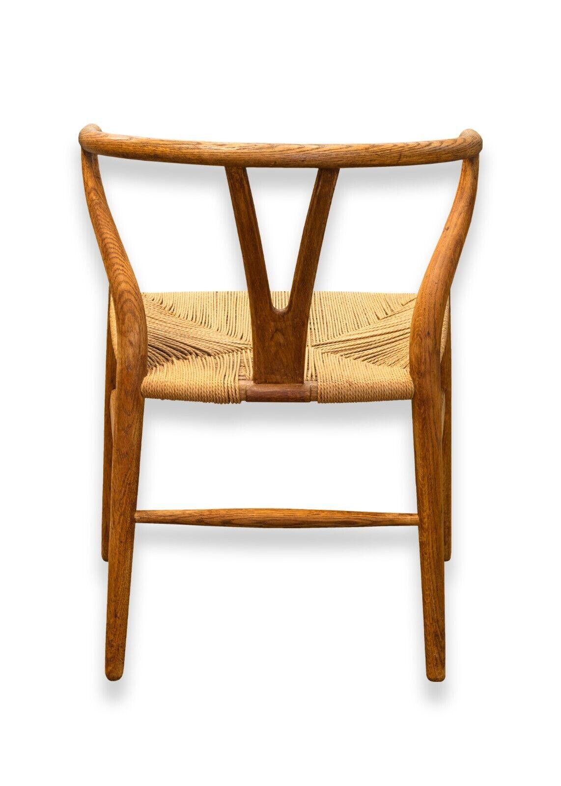 20th Century Pair of Original Vintage Mid Century Hans Wegner Teak Wood Wishbone Chairs