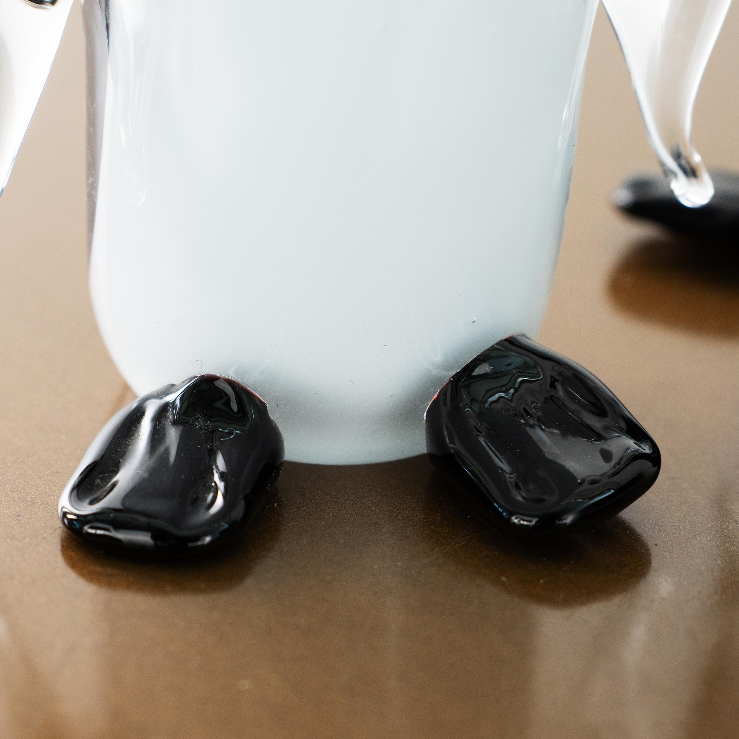 Paire de sculptures originales de pingouins en verre de Murano d'époque, noir et blanc Italie en vente 1