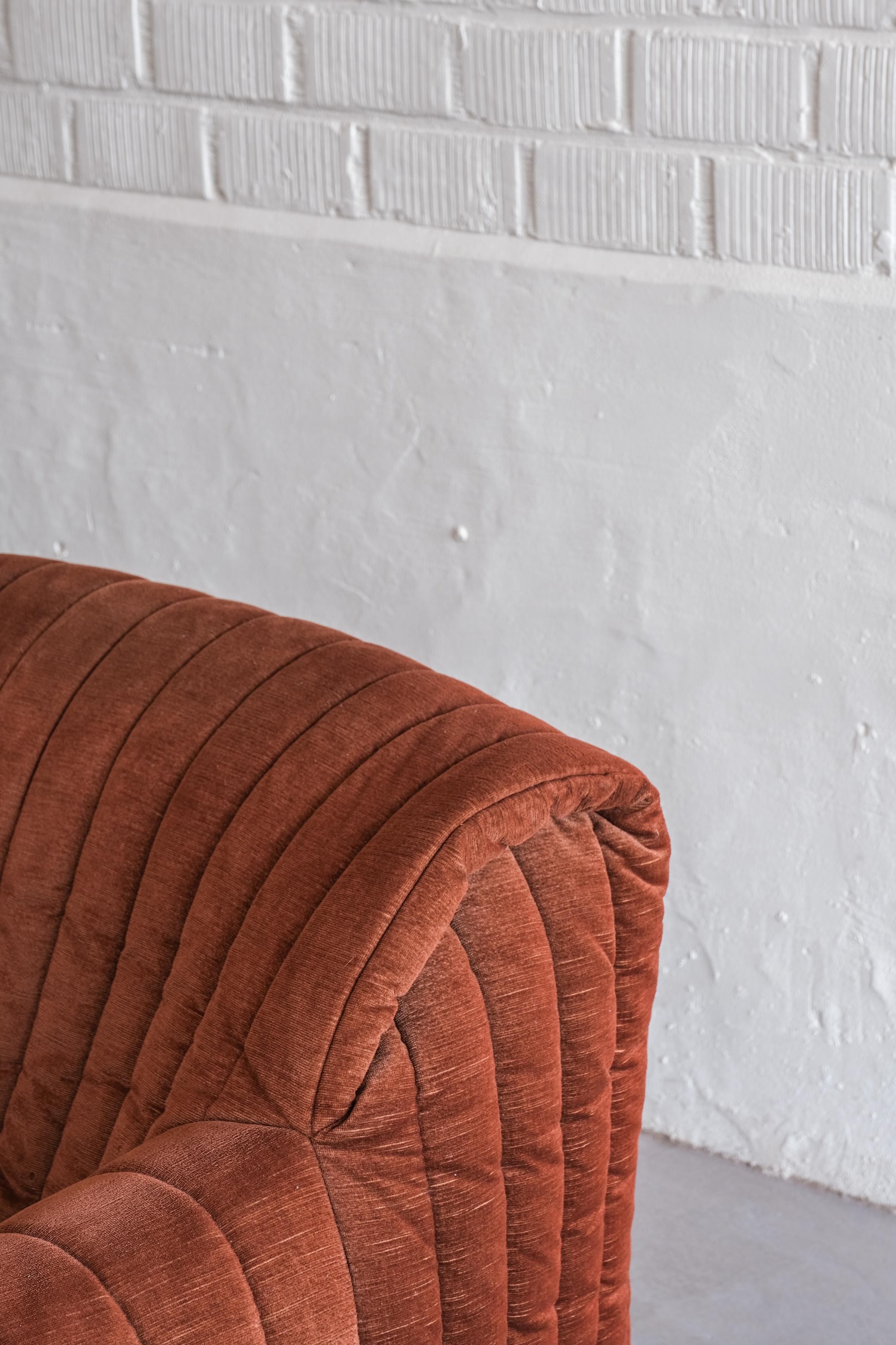Ein Paar originale Sandra-Sofa im Vintage-Stil von Annie Hieronimus für Cinna, Frankreich 70er Jahre (Textil)