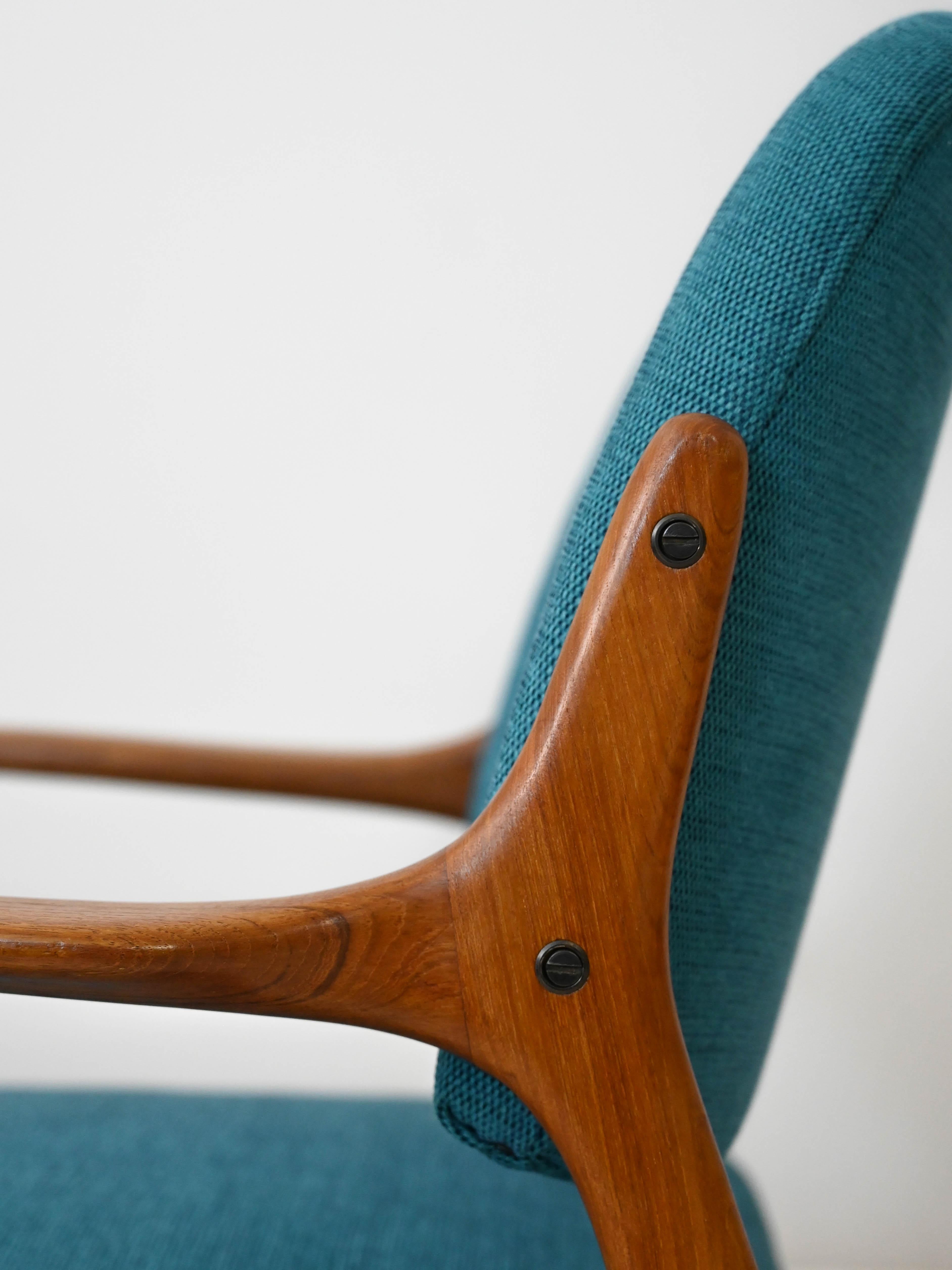 Pair of Original Vintage Scandinavian Armchairs Reupholstered 1